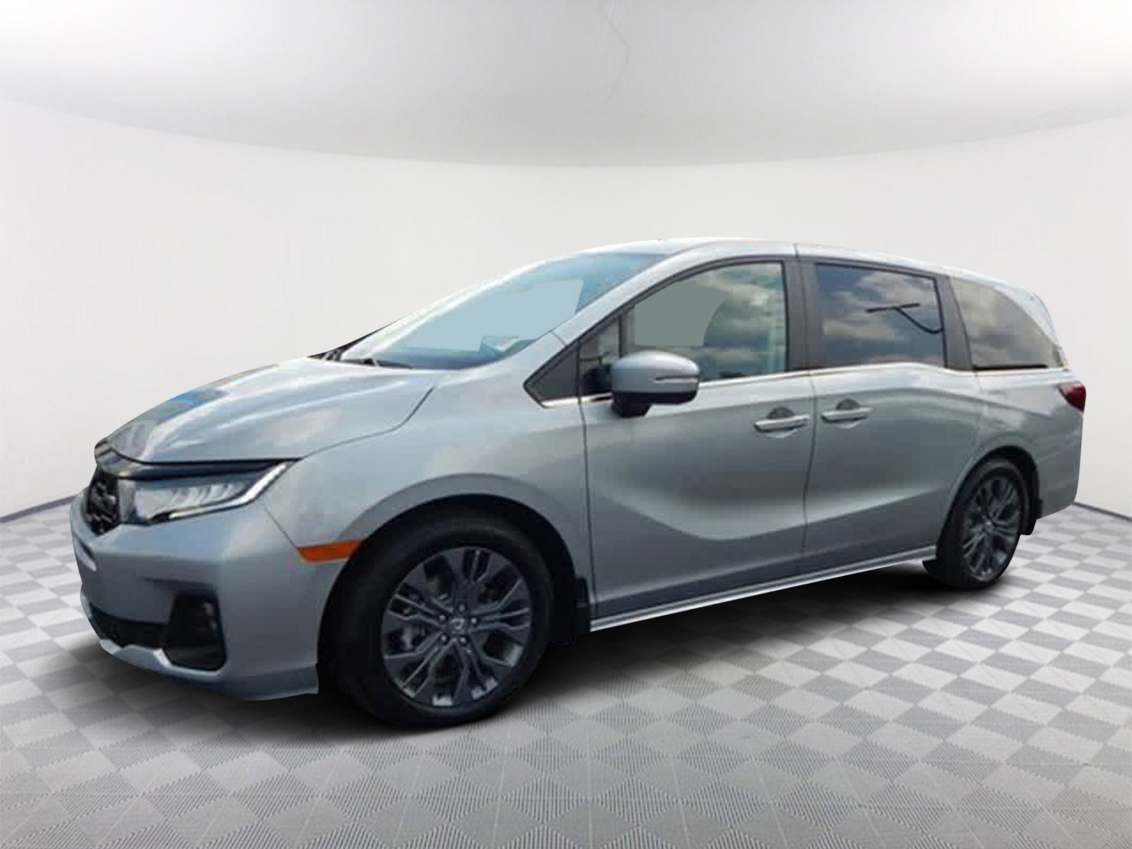 2025 Honda Odyssey Touring 3