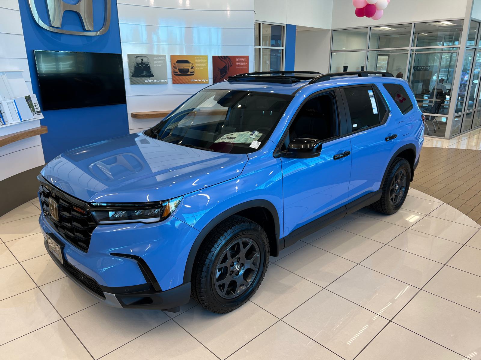 2025 Honda Pilot TrailSport 1