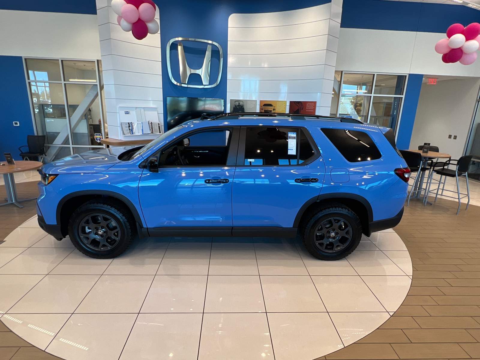 2025 Honda Pilot TrailSport 2