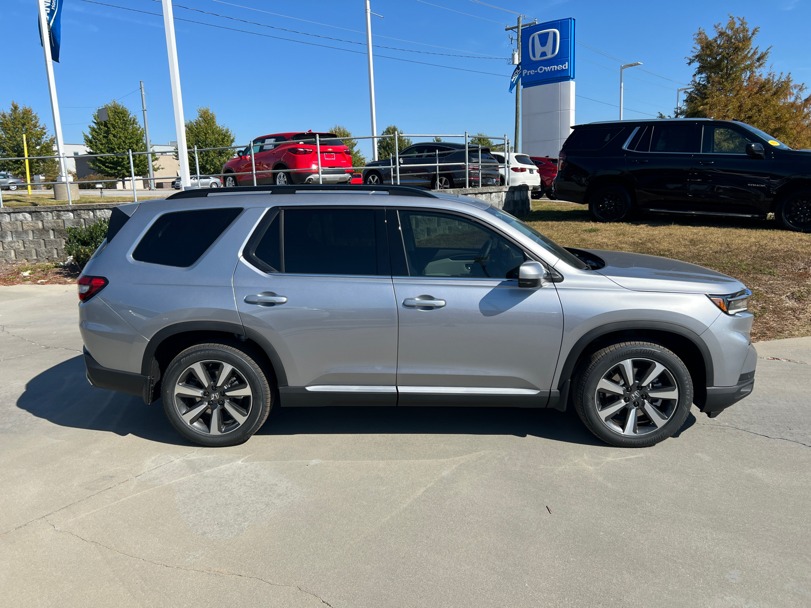 2025 Honda Pilot Touring 8