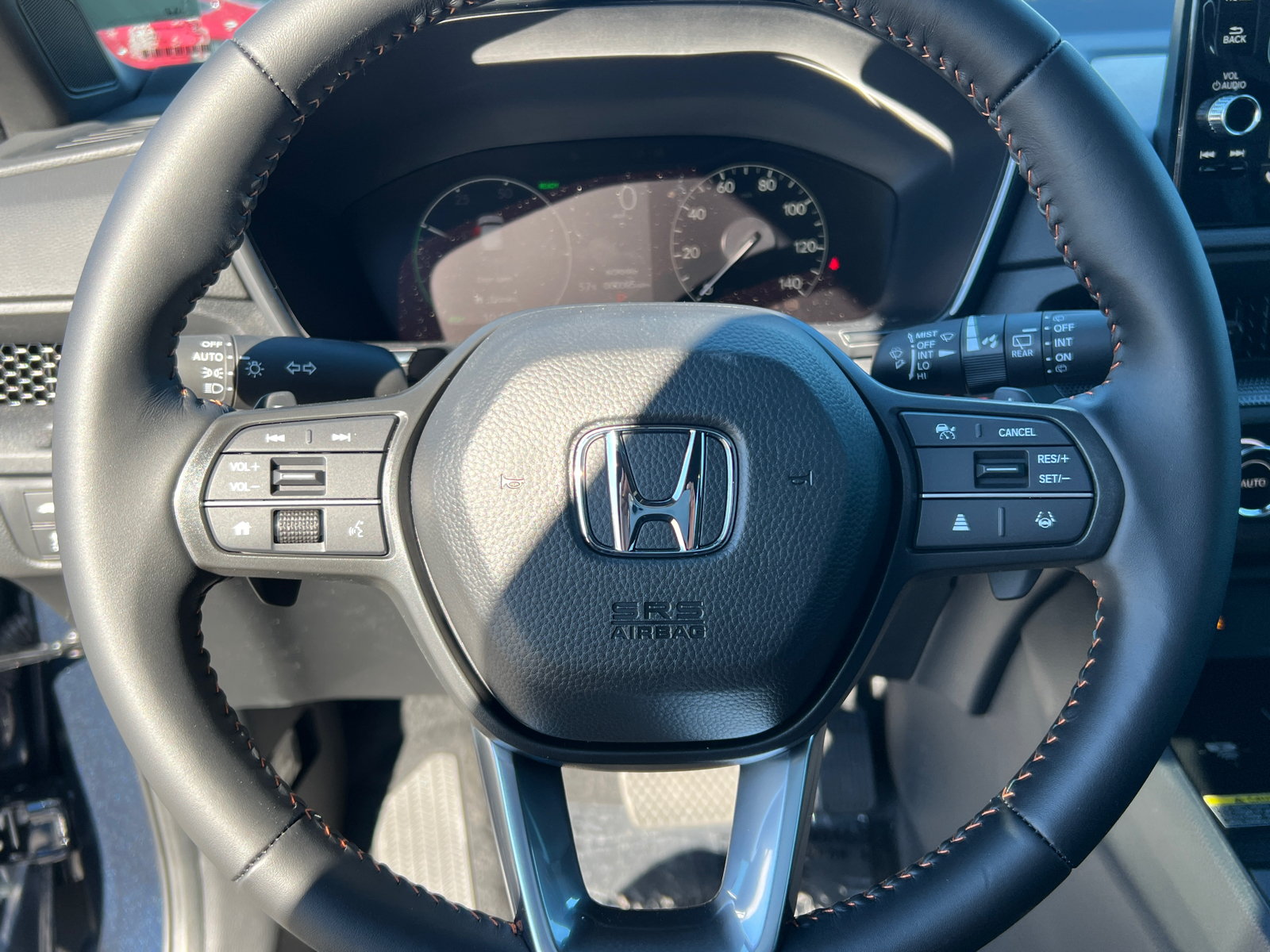 2025 Honda CR-V Hybrid Sport-L 17