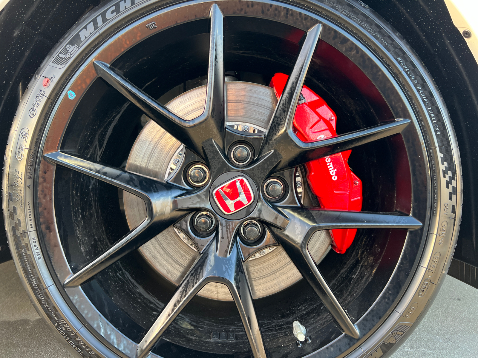 2025 Honda Civic Type R Base 8