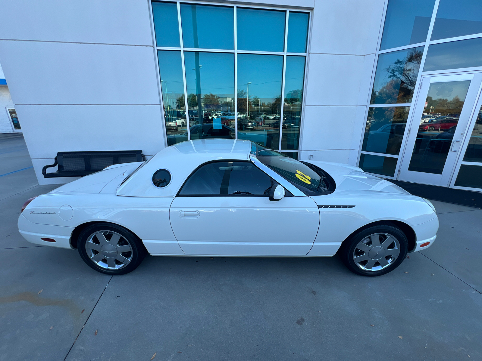 2002 Ford Thunderbird Base 7