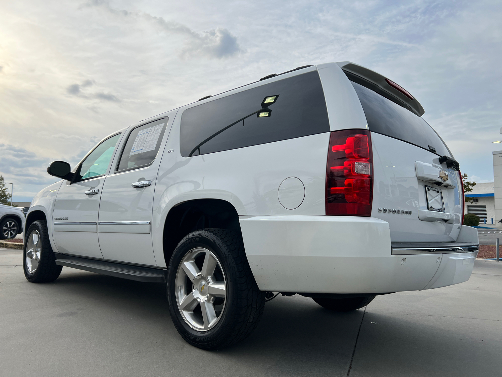 2013 Chevrolet Suburban 1500 LTZ 5