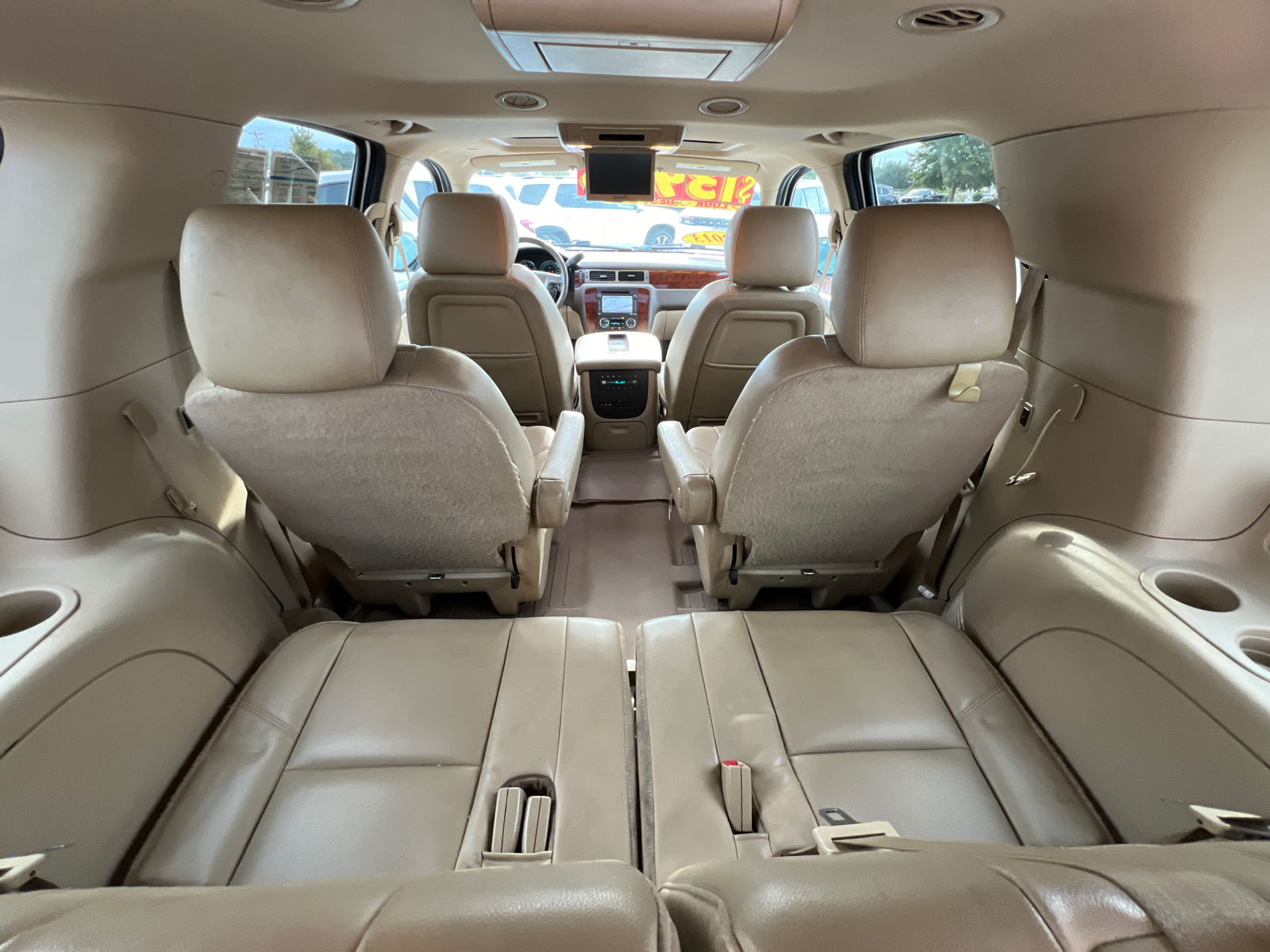 2013 Chevrolet Suburban 1500 LTZ 33