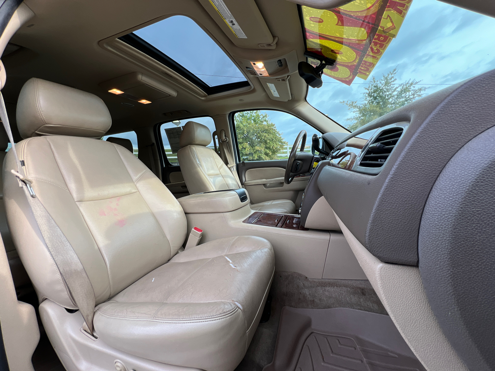 2013 Chevrolet Suburban 1500 LTZ 39