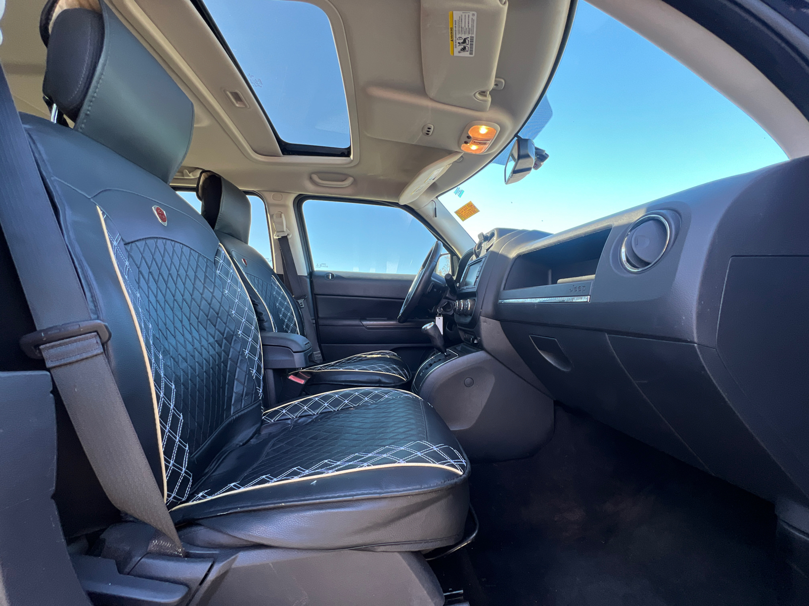 2014 Jeep Patriot Latitude 29