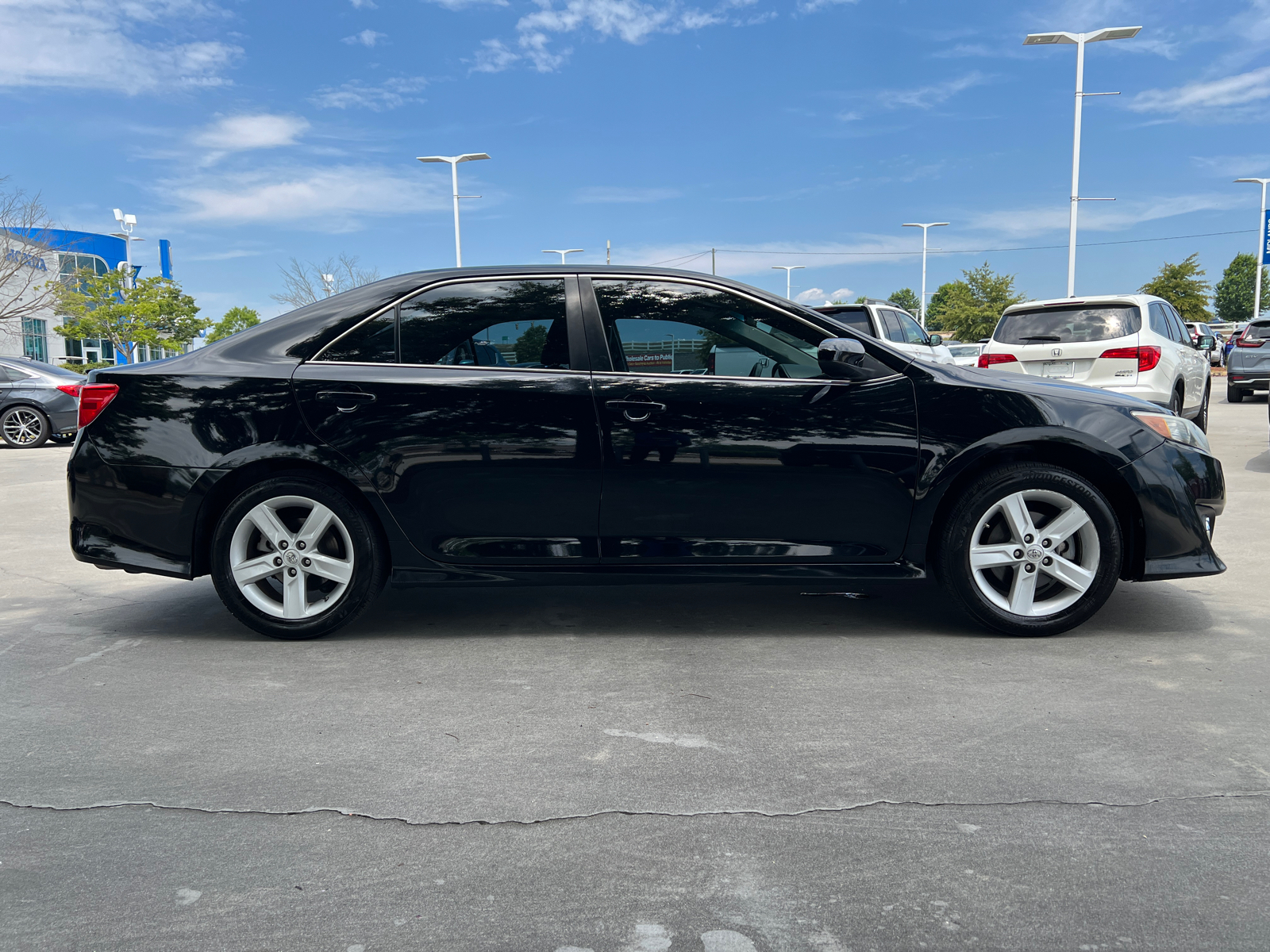 2014 Toyota Camry L 8