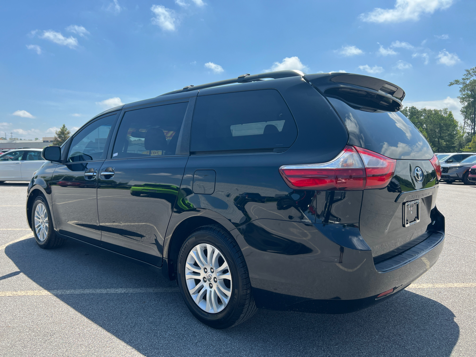 2015 Toyota Sienna XLE 5