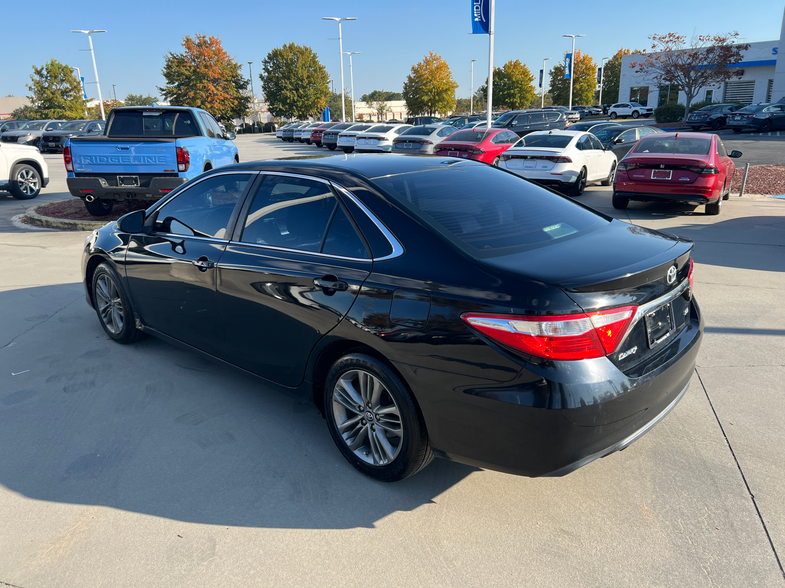 2016 Toyota Camry SE 5