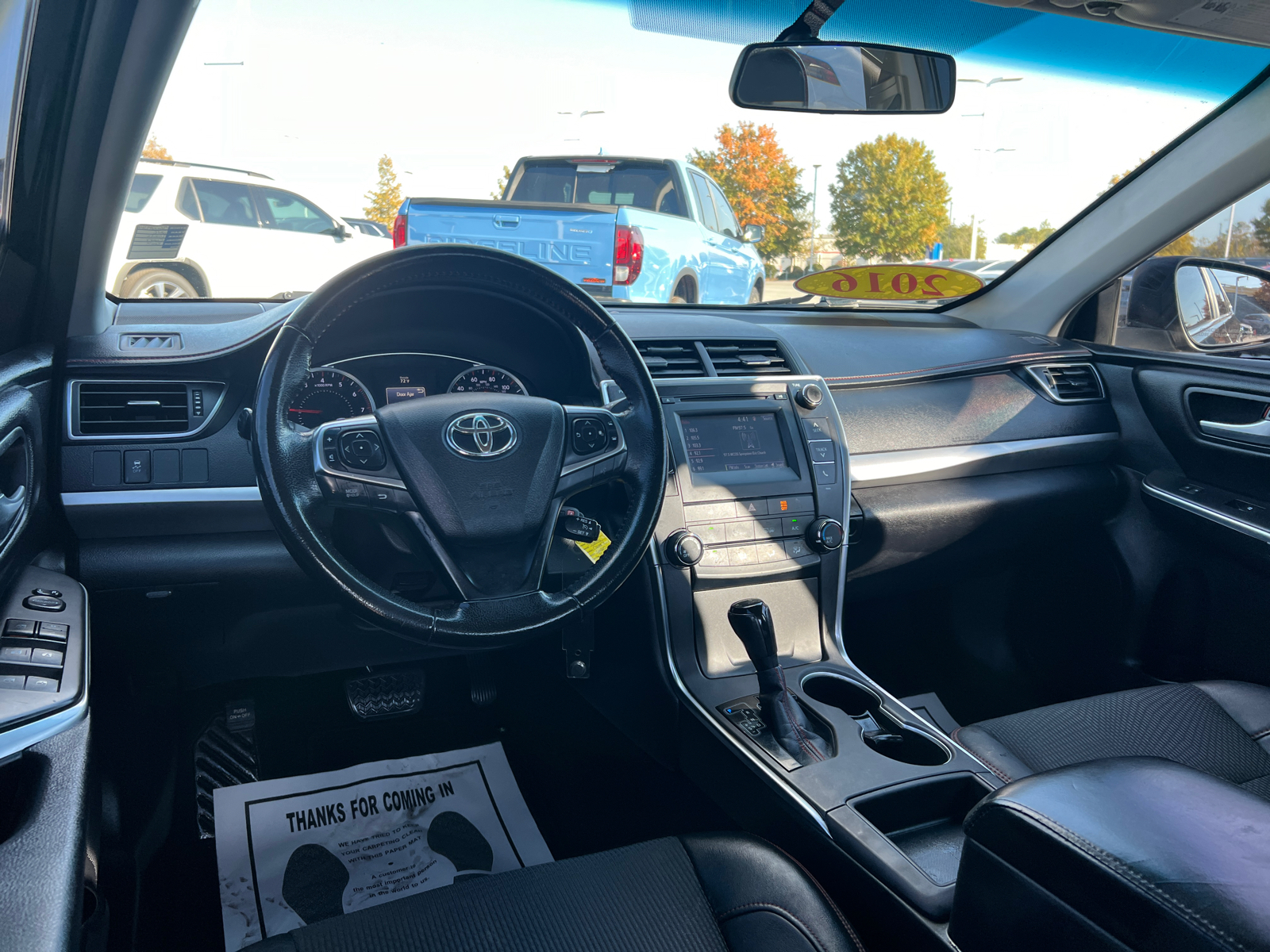 2016 Toyota Camry SE 25