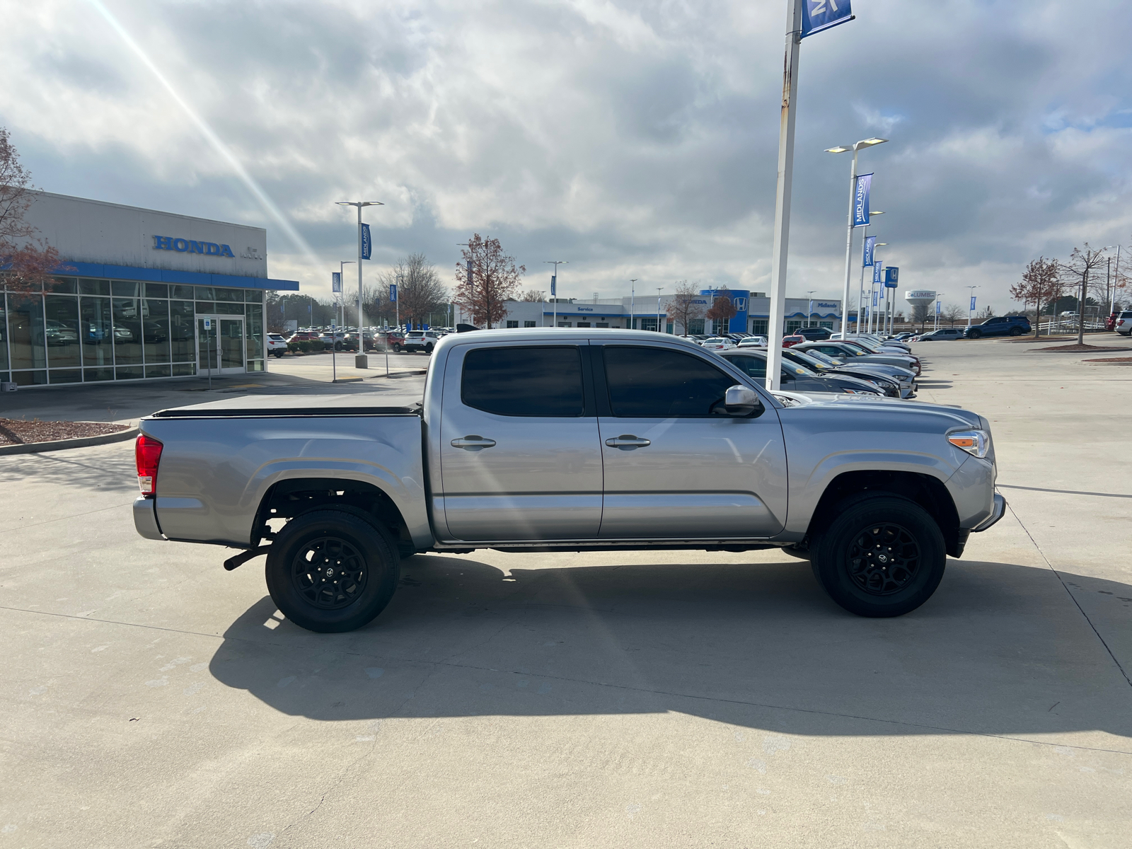 2017 Toyota Tacoma SR5 8