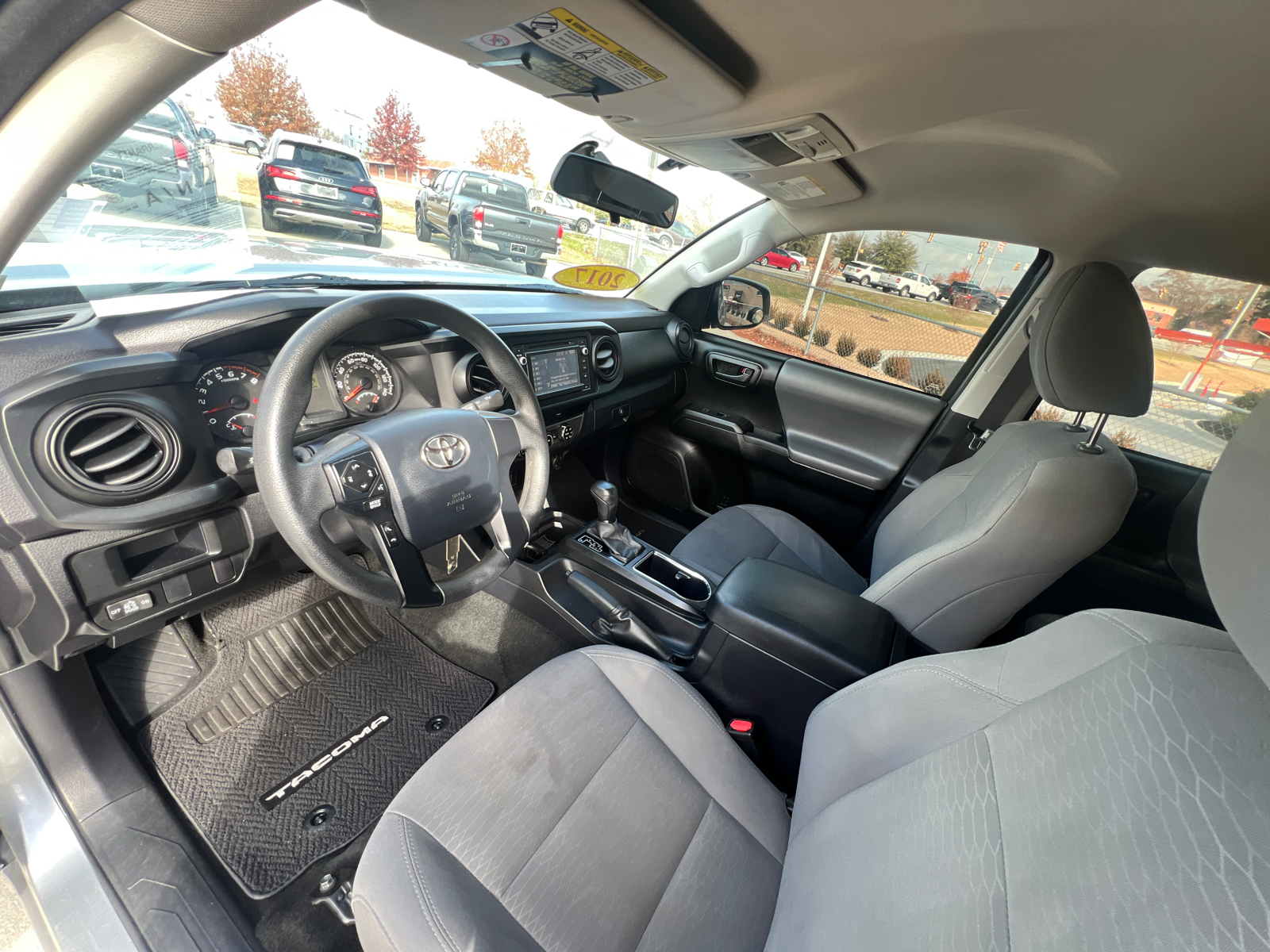 2017 Toyota Tacoma SR5 12