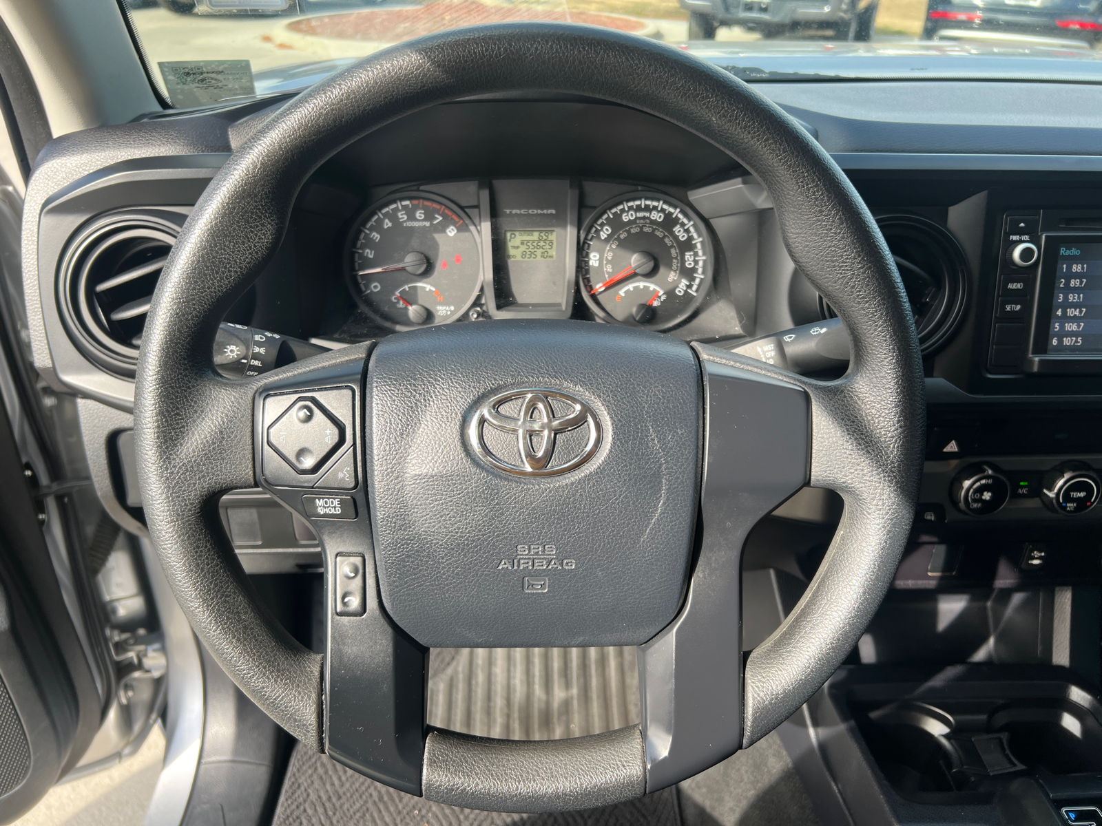 2017 Toyota Tacoma SR5 16