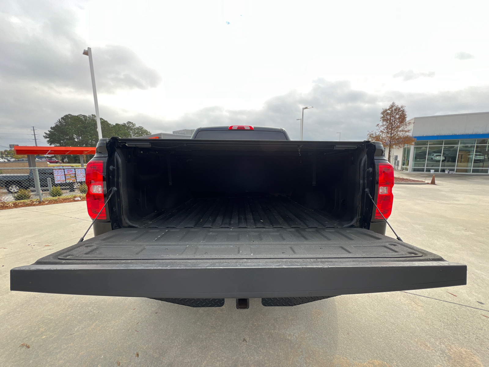 2018 Chevrolet Silverado 1500 LT 27