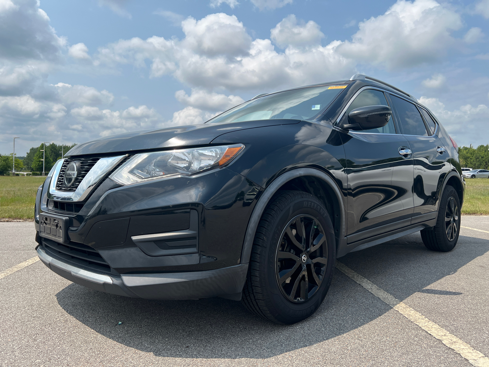 2018 Nissan Rogue SV 3