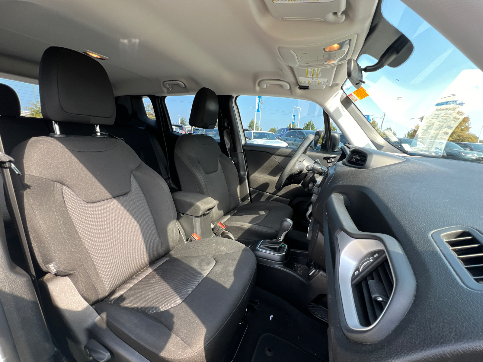 2018 Jeep Renegade Sport 29