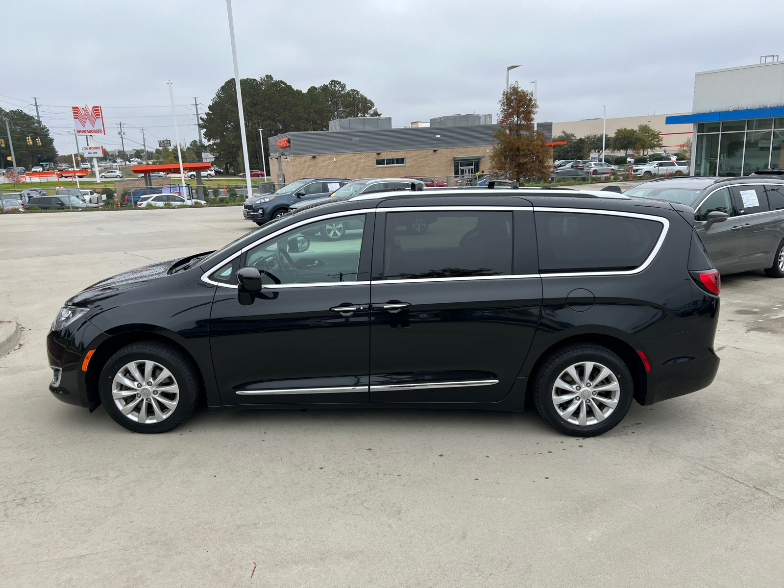 2018 Chrysler Pacifica Touring L 4