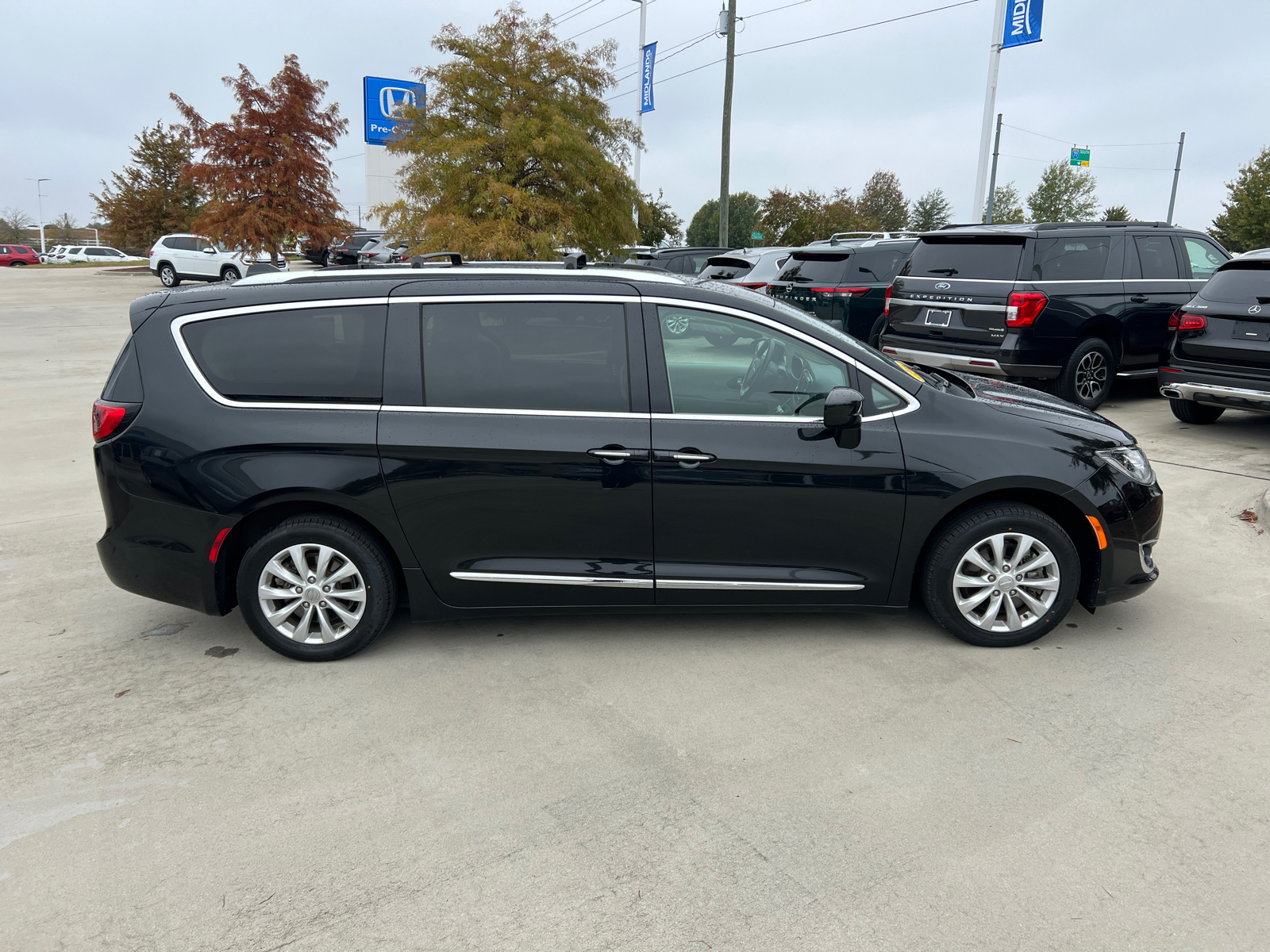 2018 Chrysler Pacifica Touring L 8