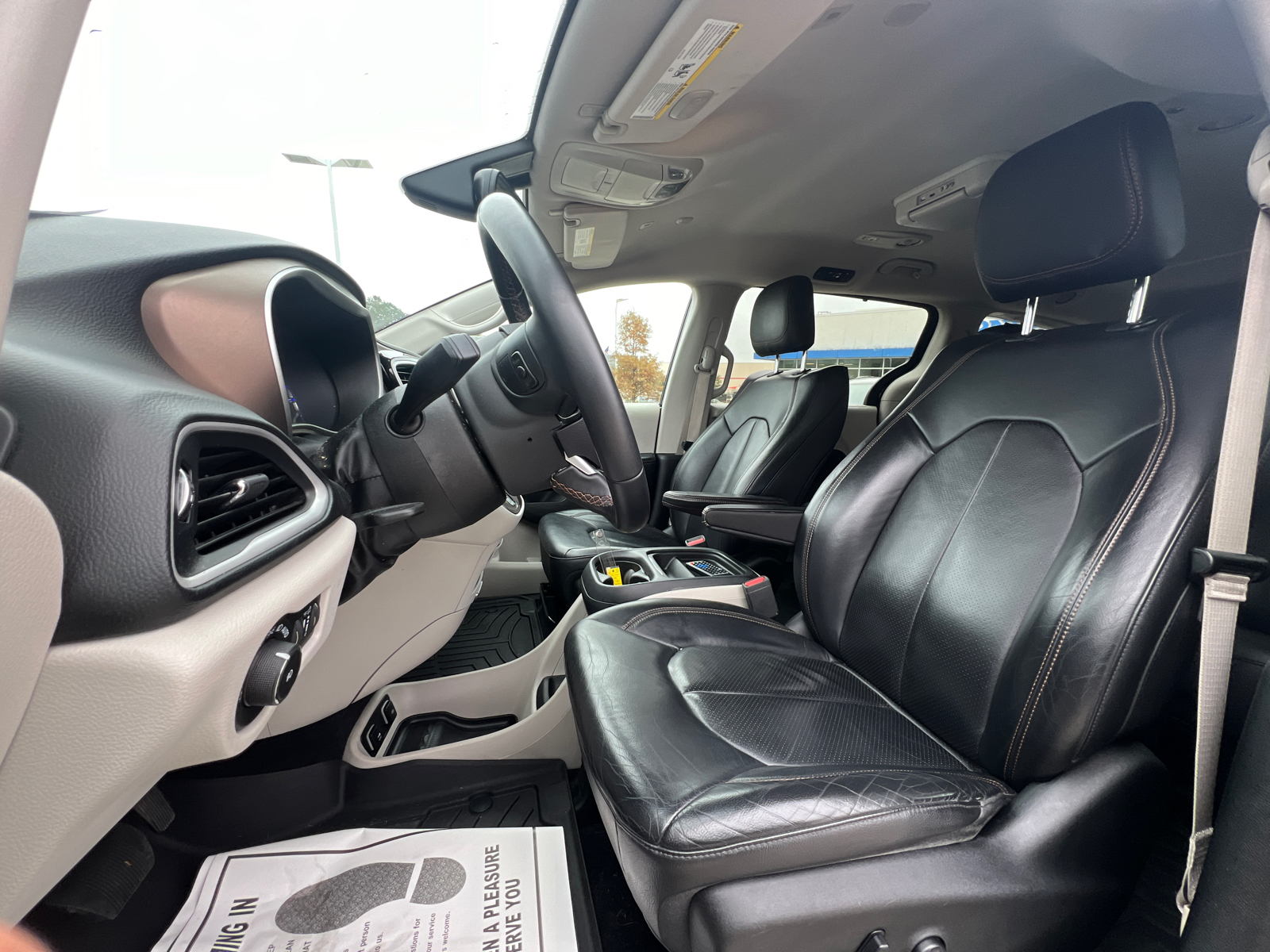 2018 Chrysler Pacifica Touring L 13