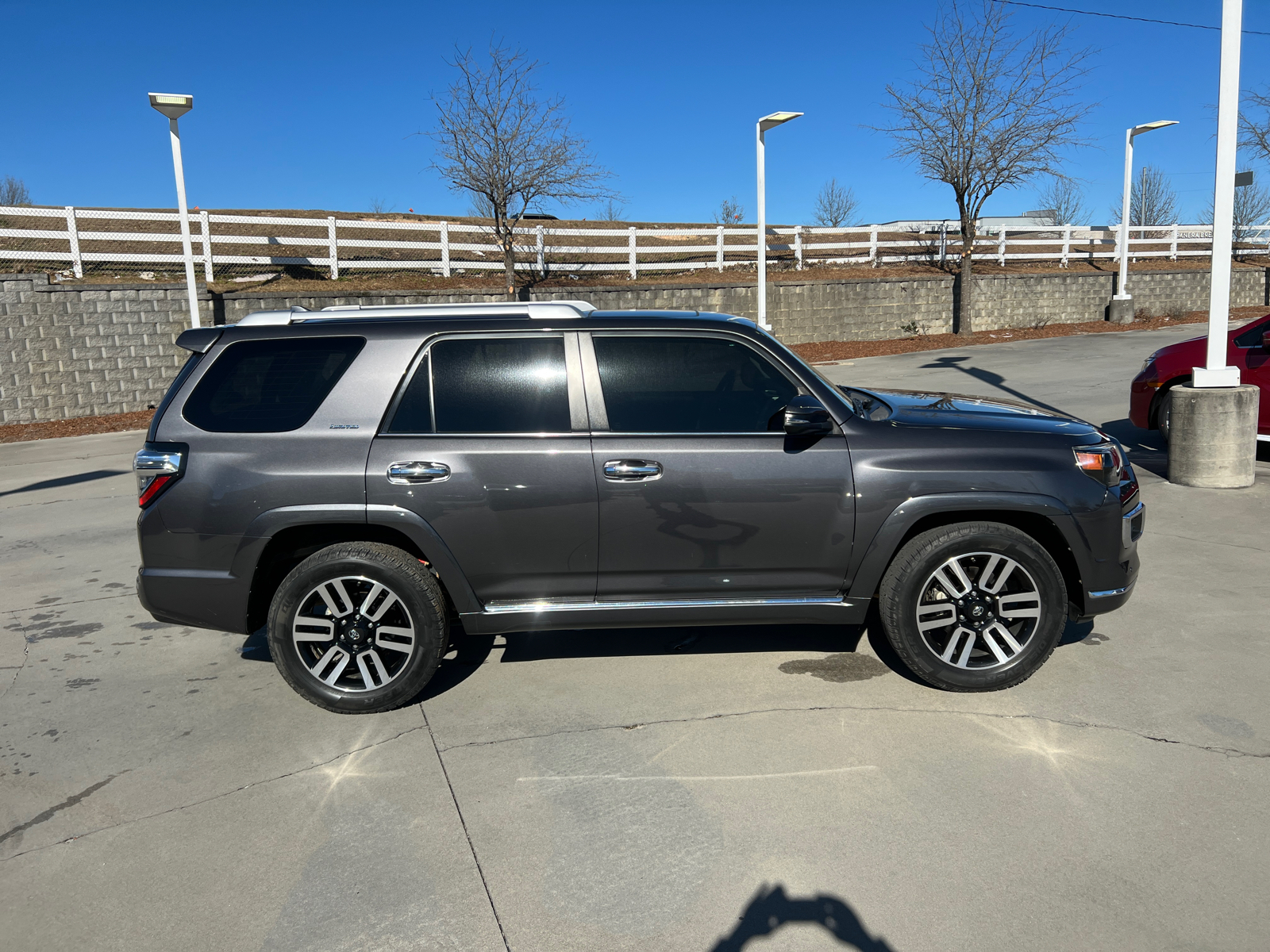 2019 Toyota 4Runner Limited 8