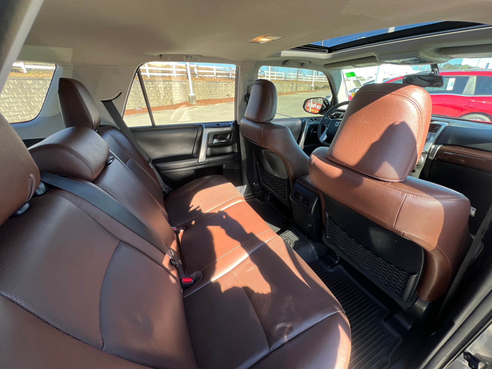 2019 Toyota 4Runner Limited 34