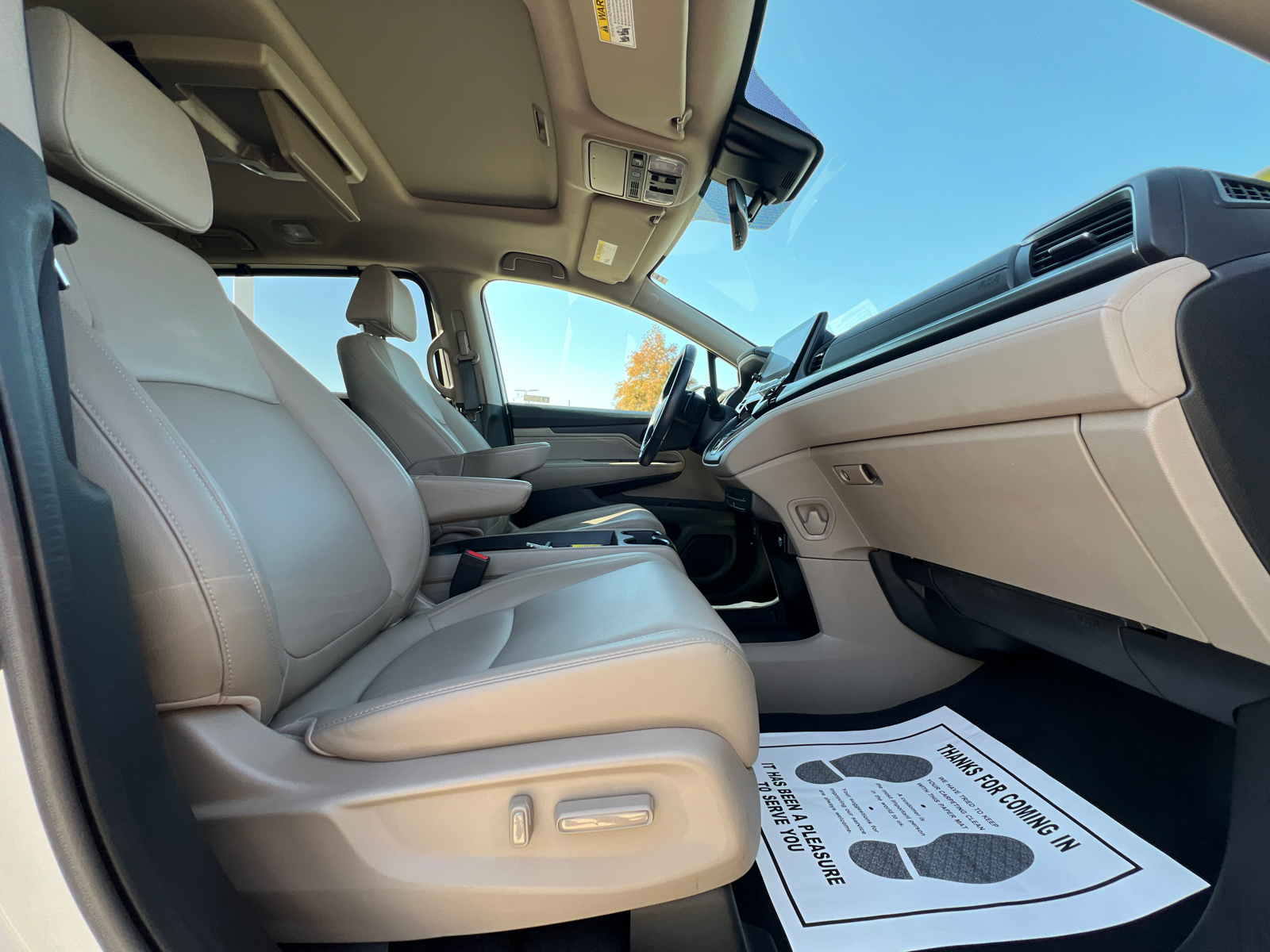 2019 Honda Odyssey Touring 41