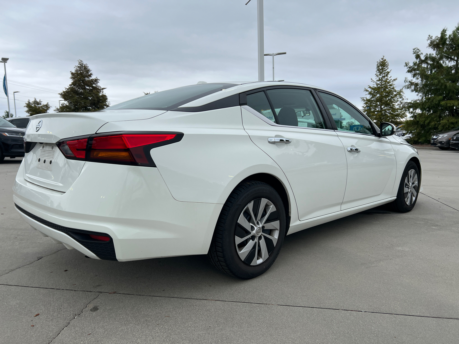 2019 Nissan Altima 2.5 S 8