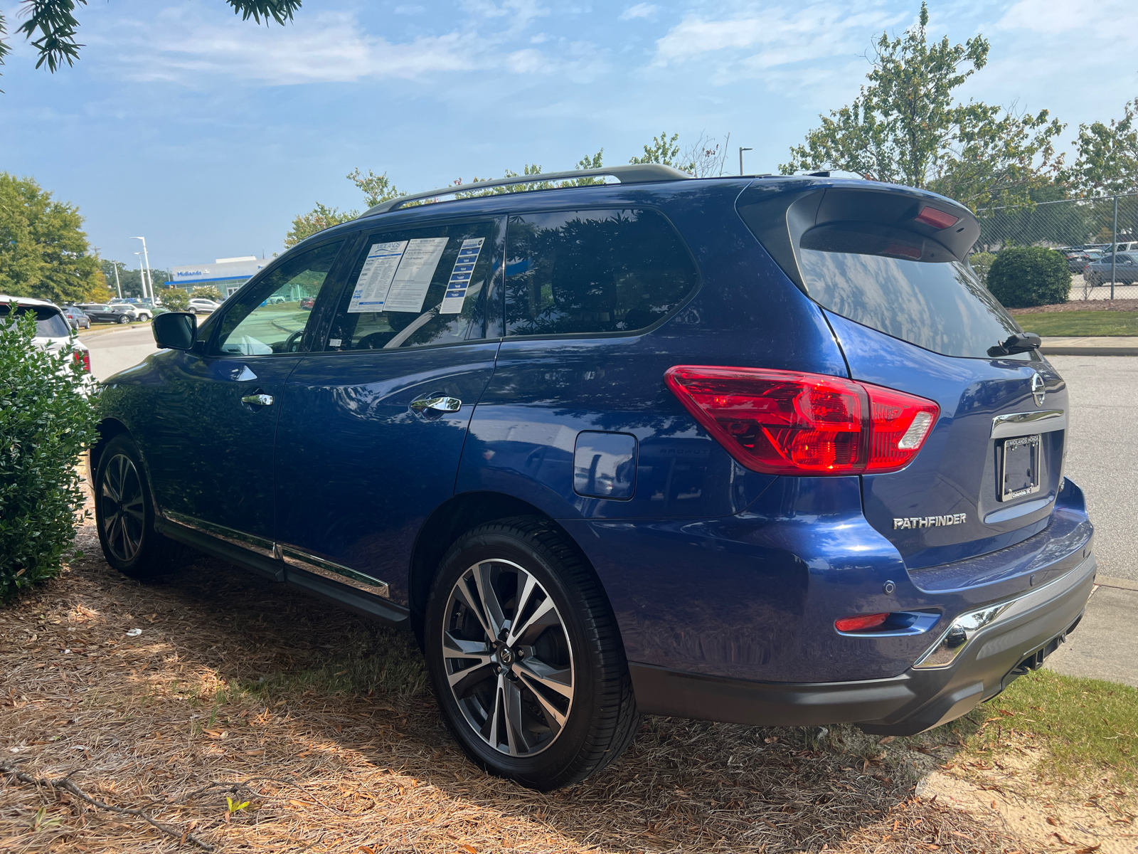 2019 Nissan Pathfinder Platinum 4