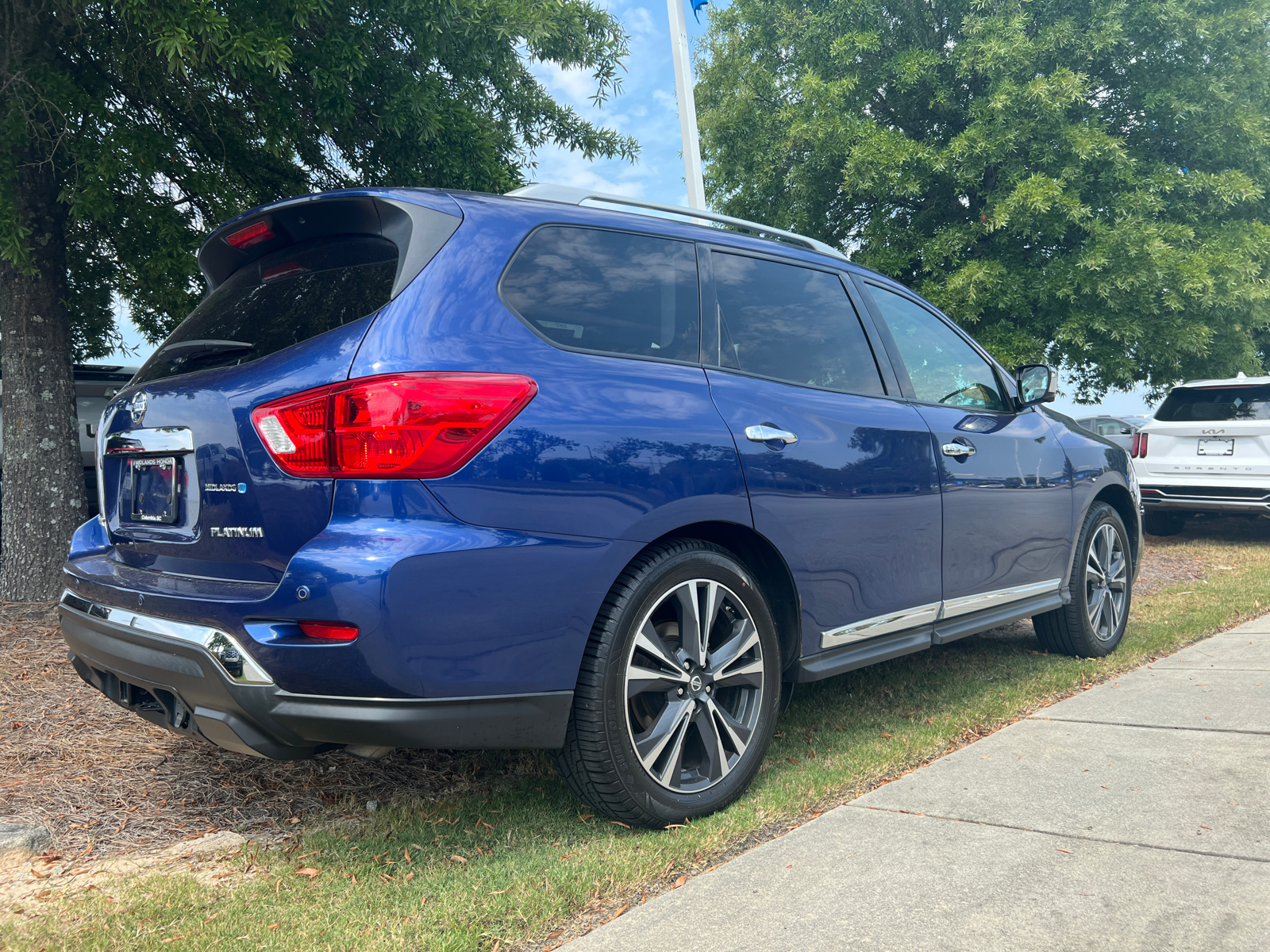 2019 Nissan Pathfinder Platinum 6