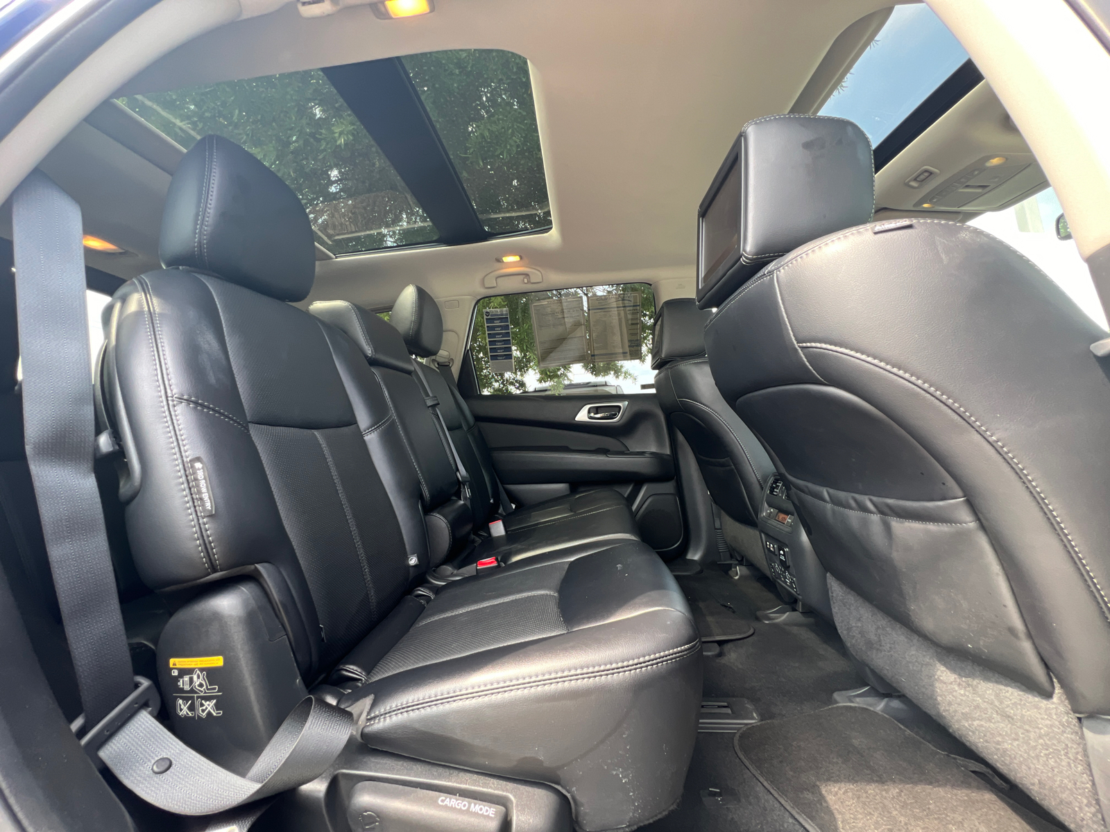 2019 Nissan Pathfinder Platinum 36