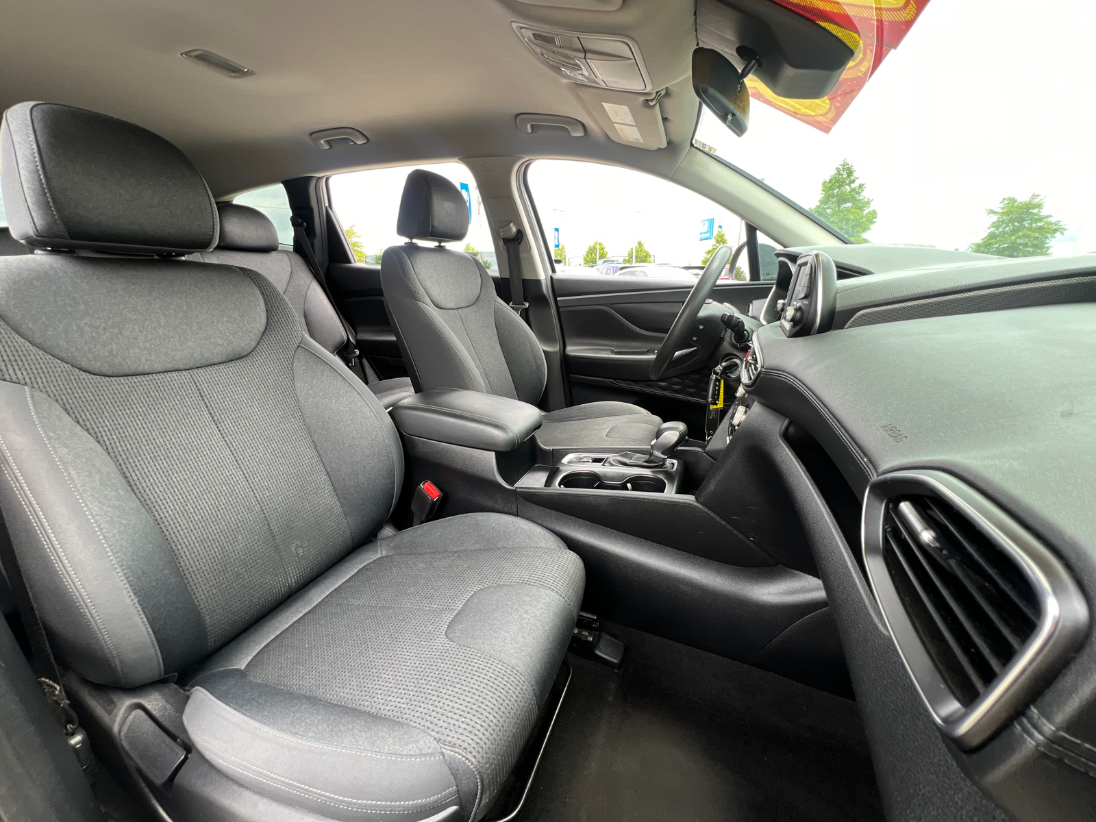 2019 Hyundai Santa Fe SE 2.4 37