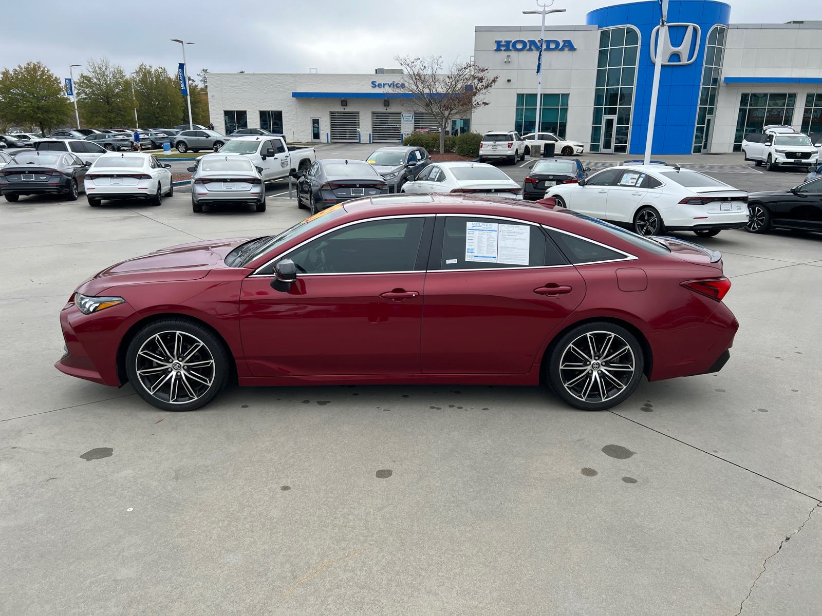 2019 Toyota Avalon XSE 4