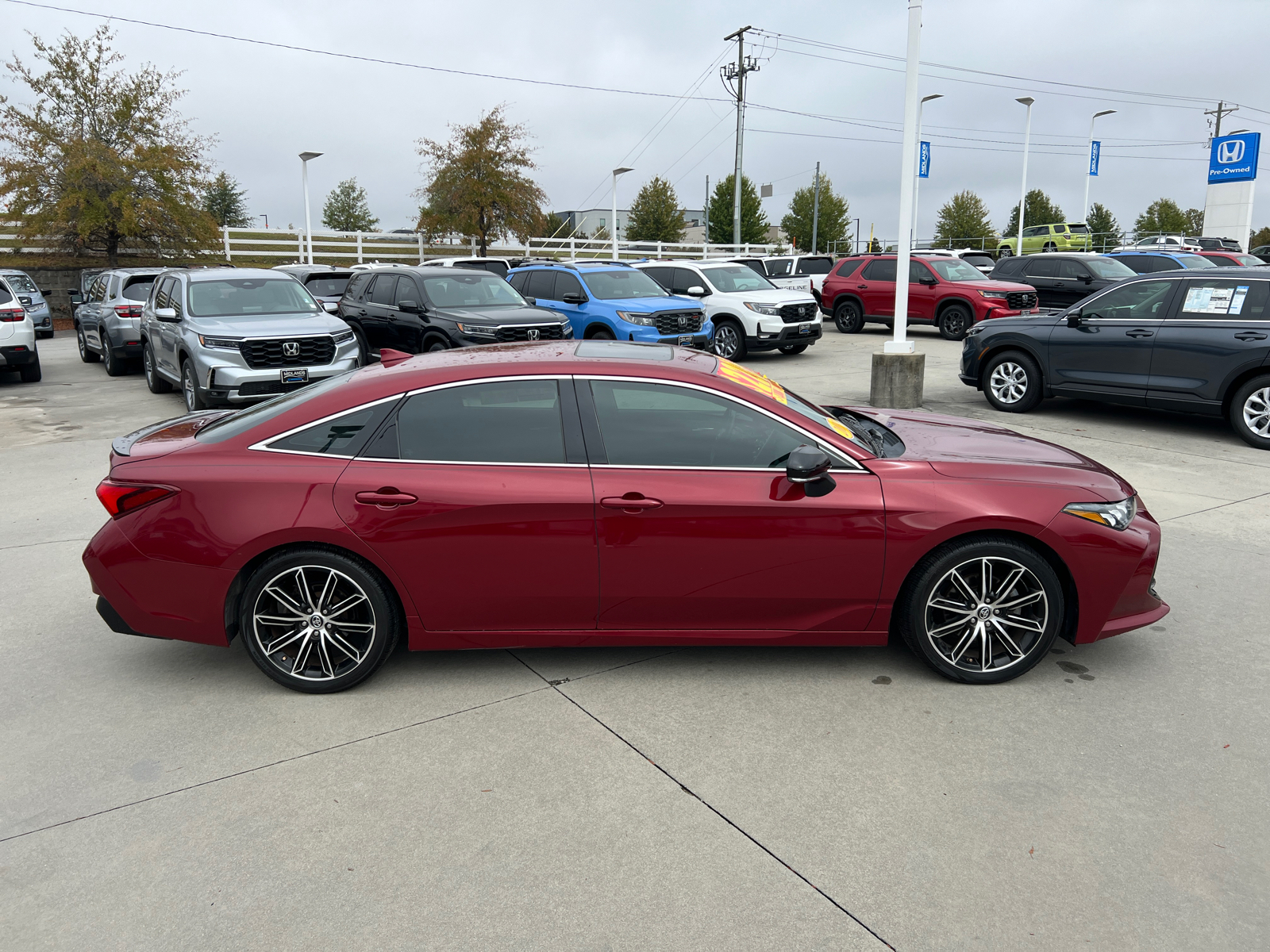 2019 Toyota Avalon XSE 8