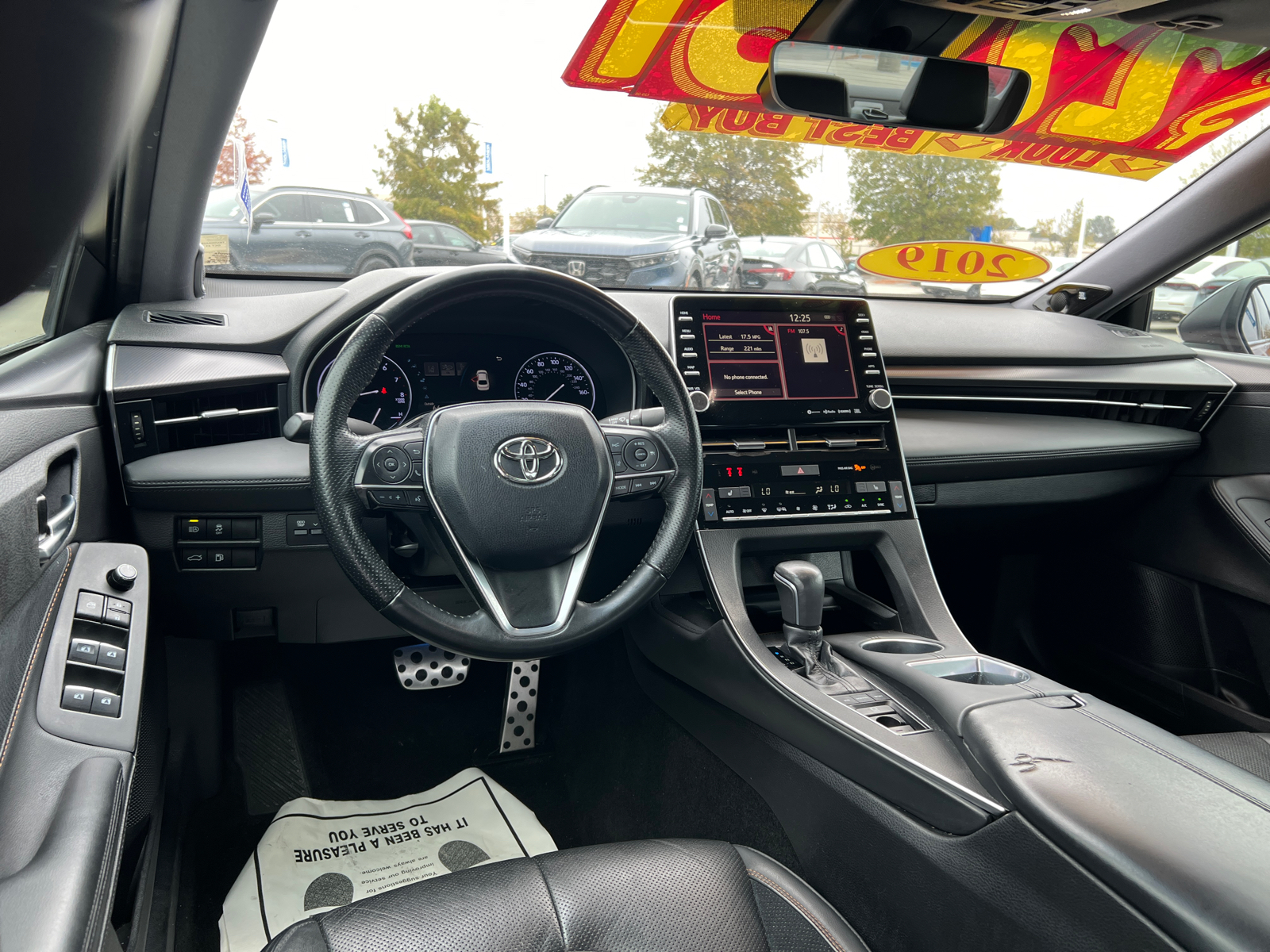 2019 Toyota Avalon XSE 28