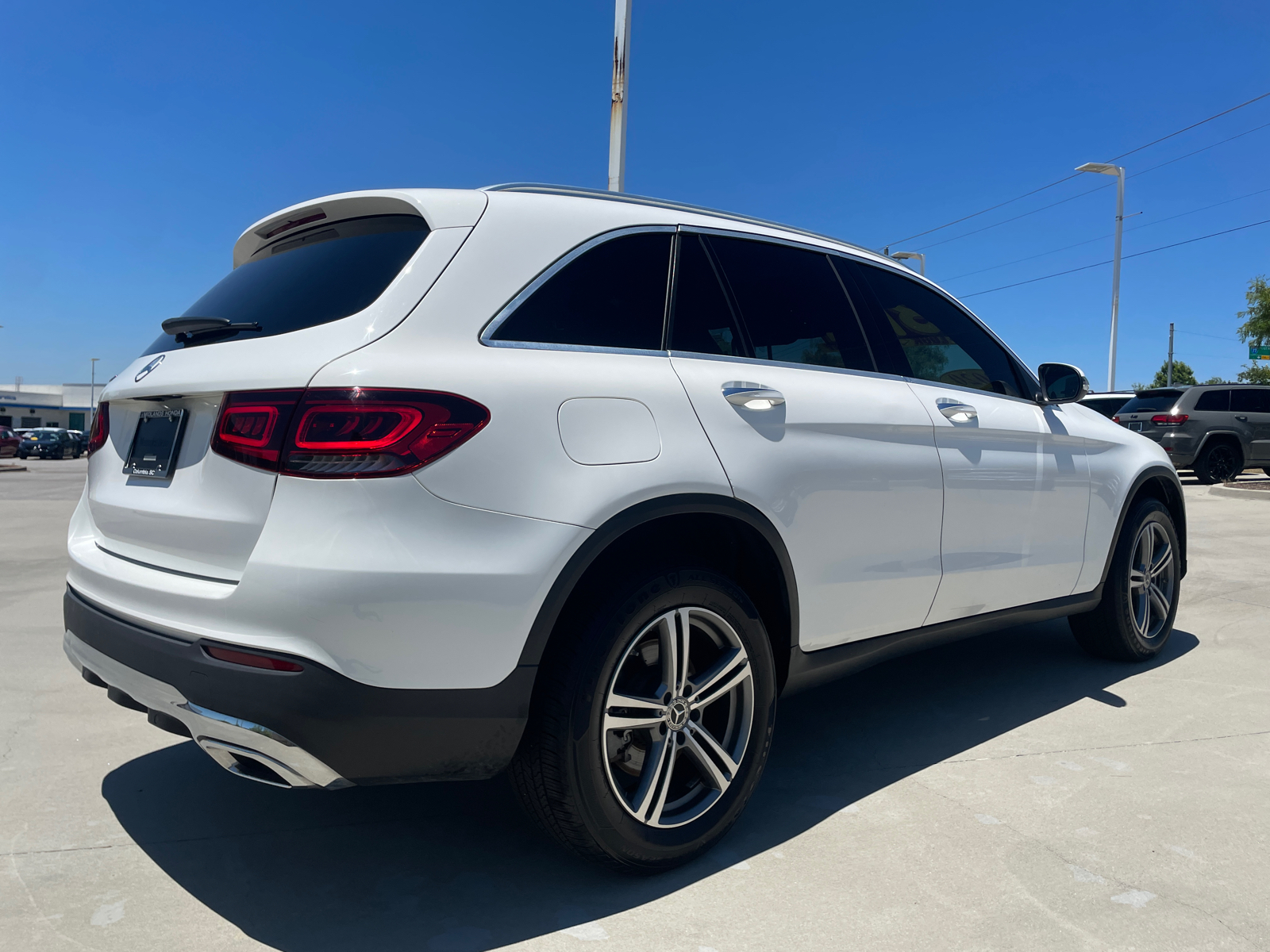 2020 Mercedes-Benz GLC GLC 300 8