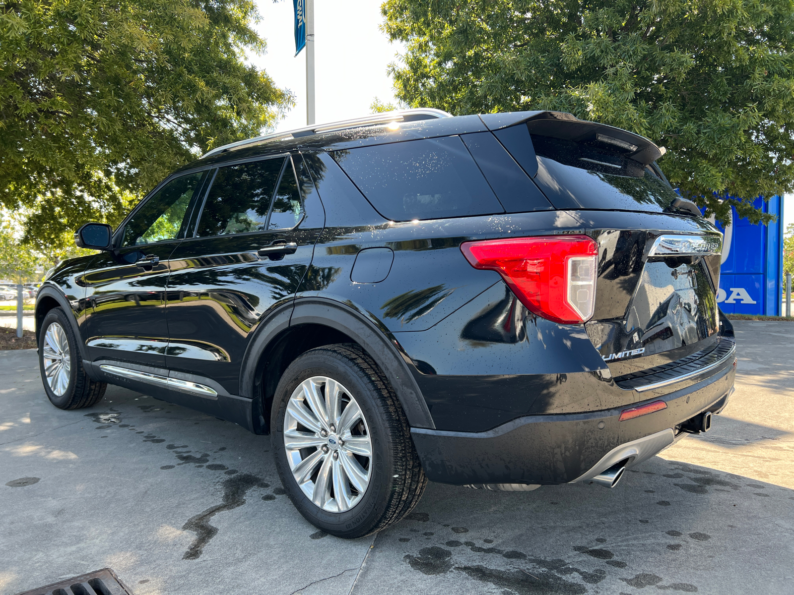 2020 Ford Explorer Limited 6