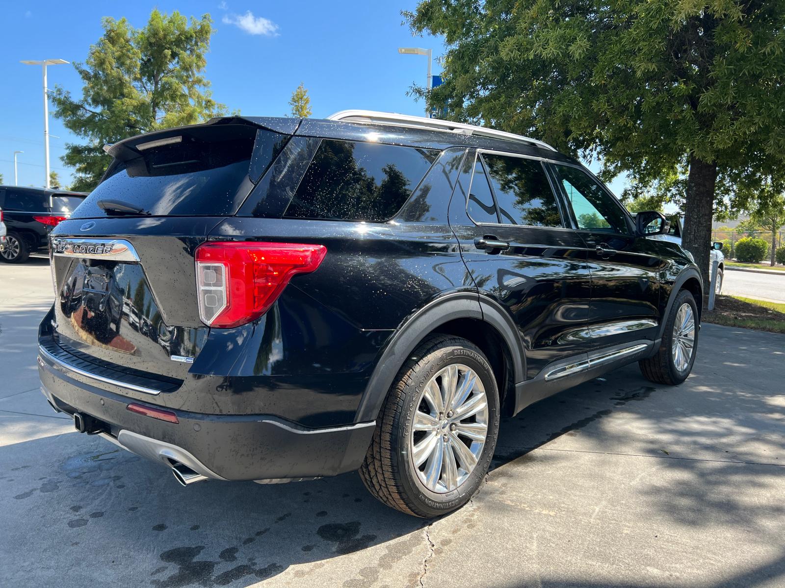 2020 Ford Explorer Limited 8