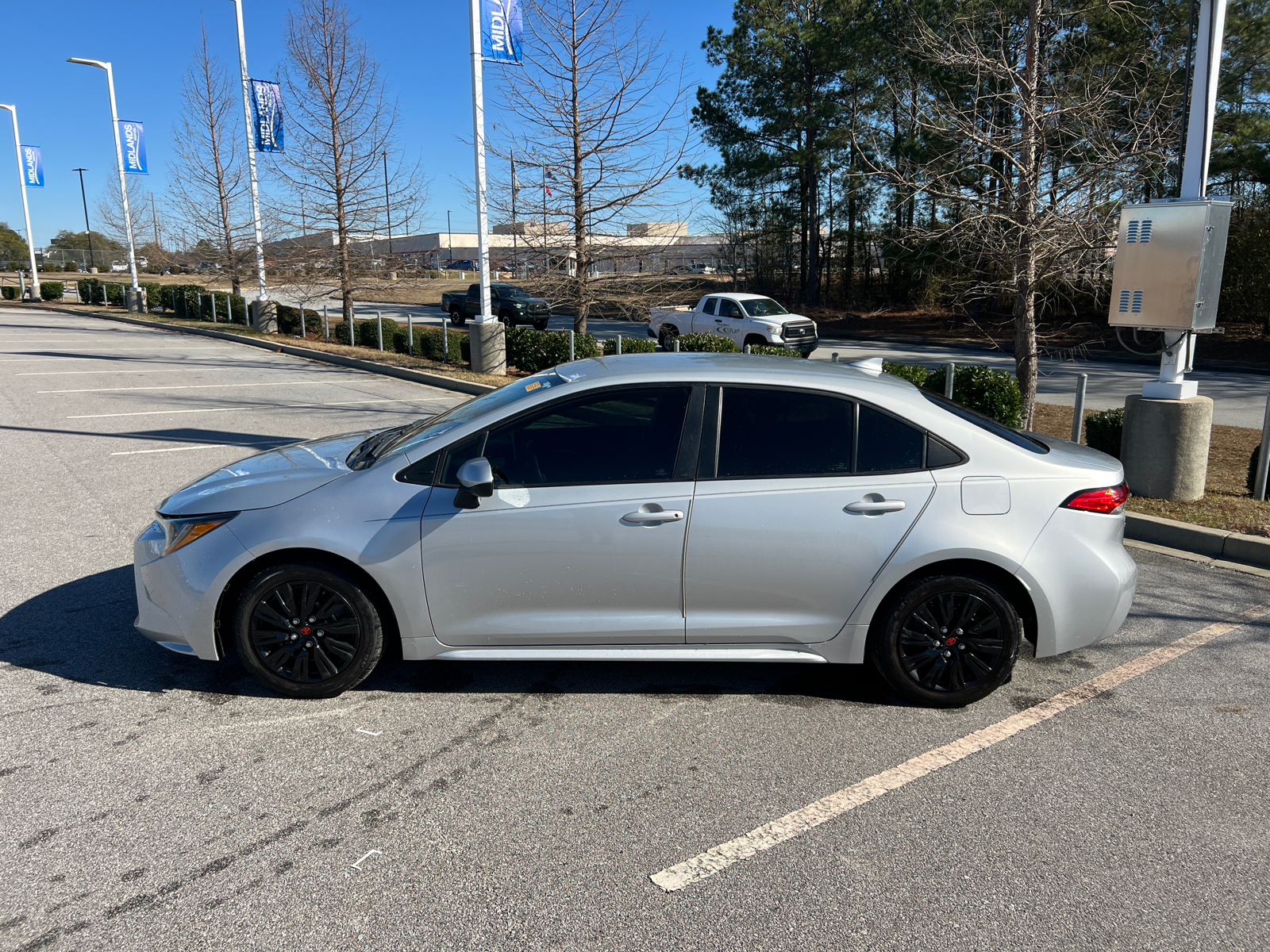 2020 Toyota Corolla LE 4