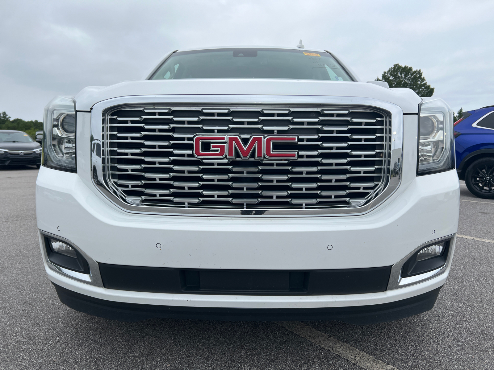 2020 GMC Yukon XL Denali 2