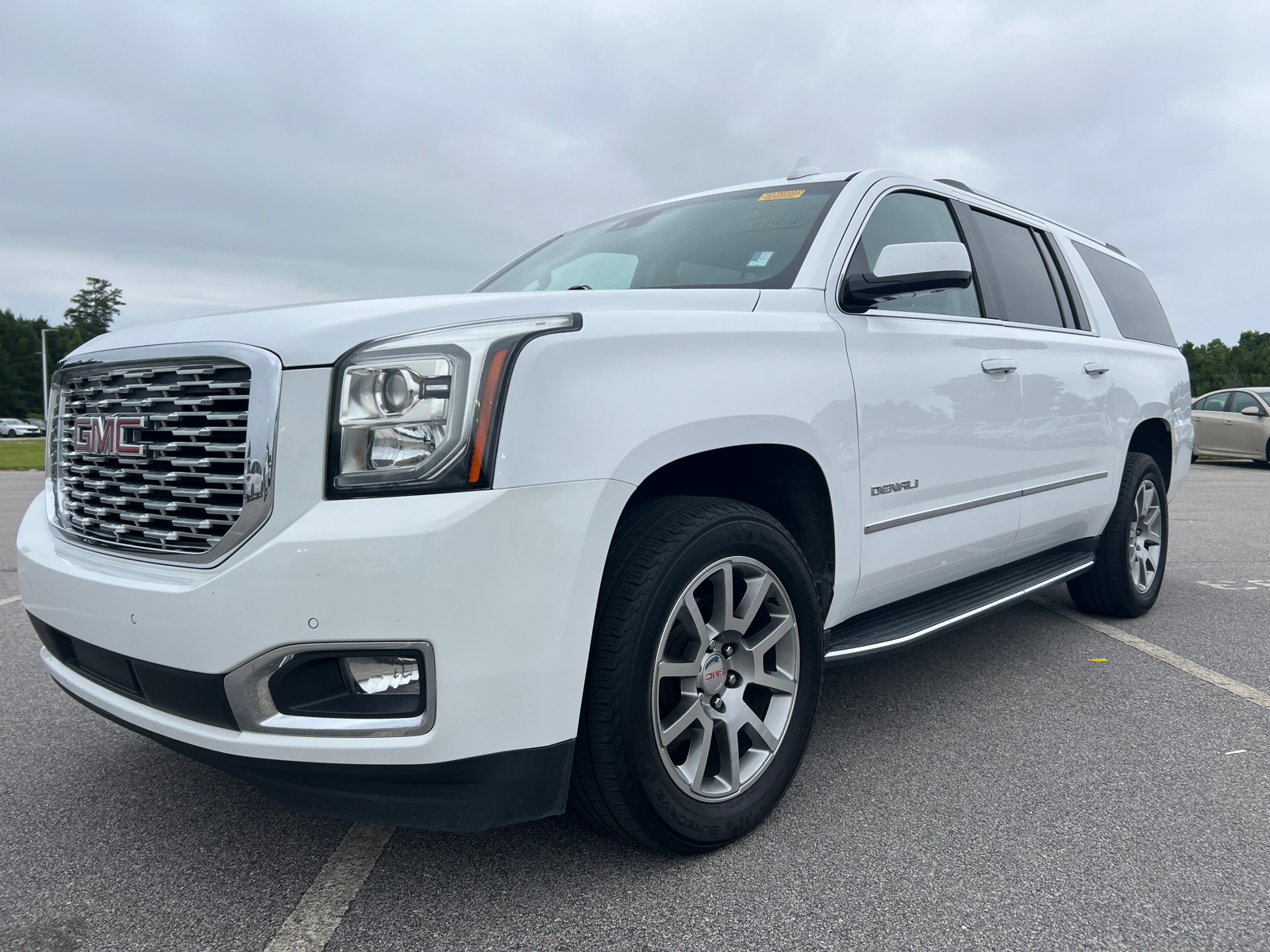 2020 GMC Yukon XL Denali 4