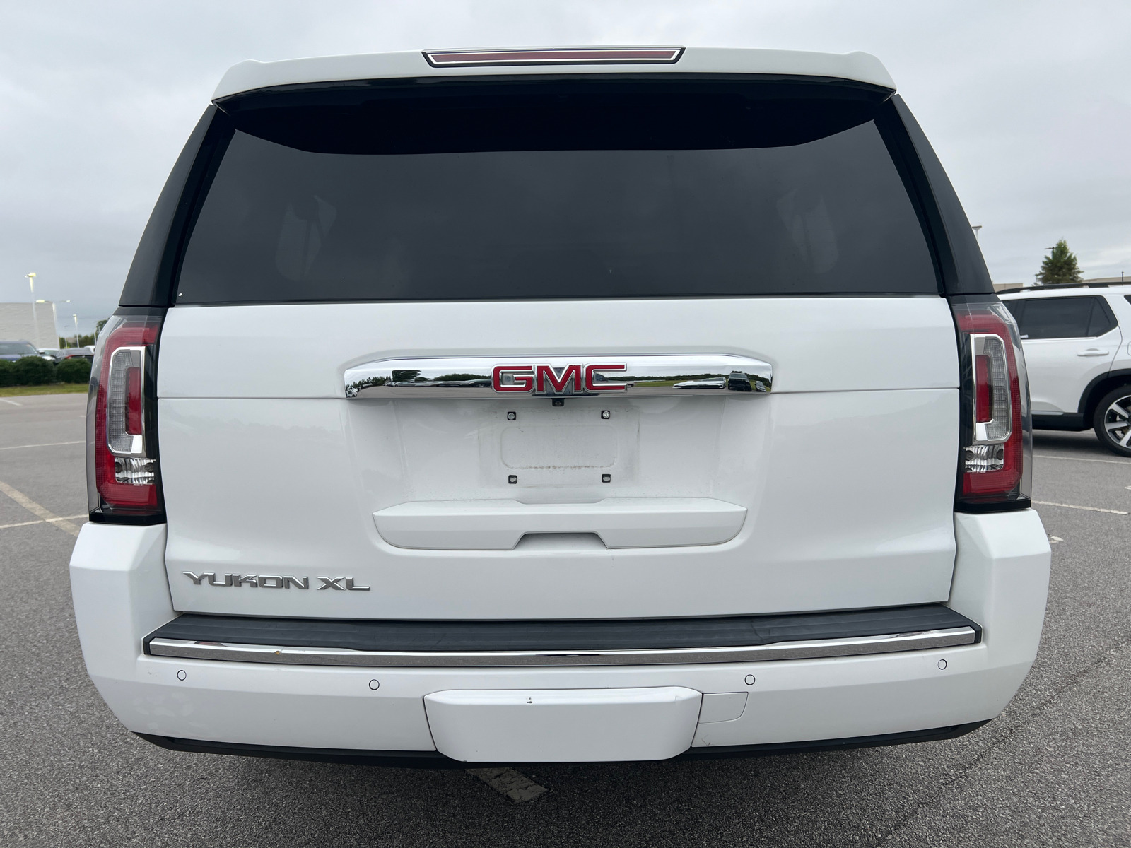 2020 GMC Yukon XL Denali 7