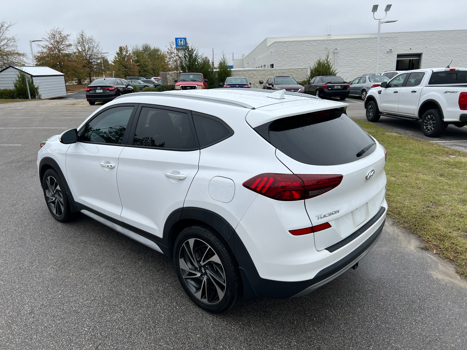 2020 Hyundai Tucson Sport 3