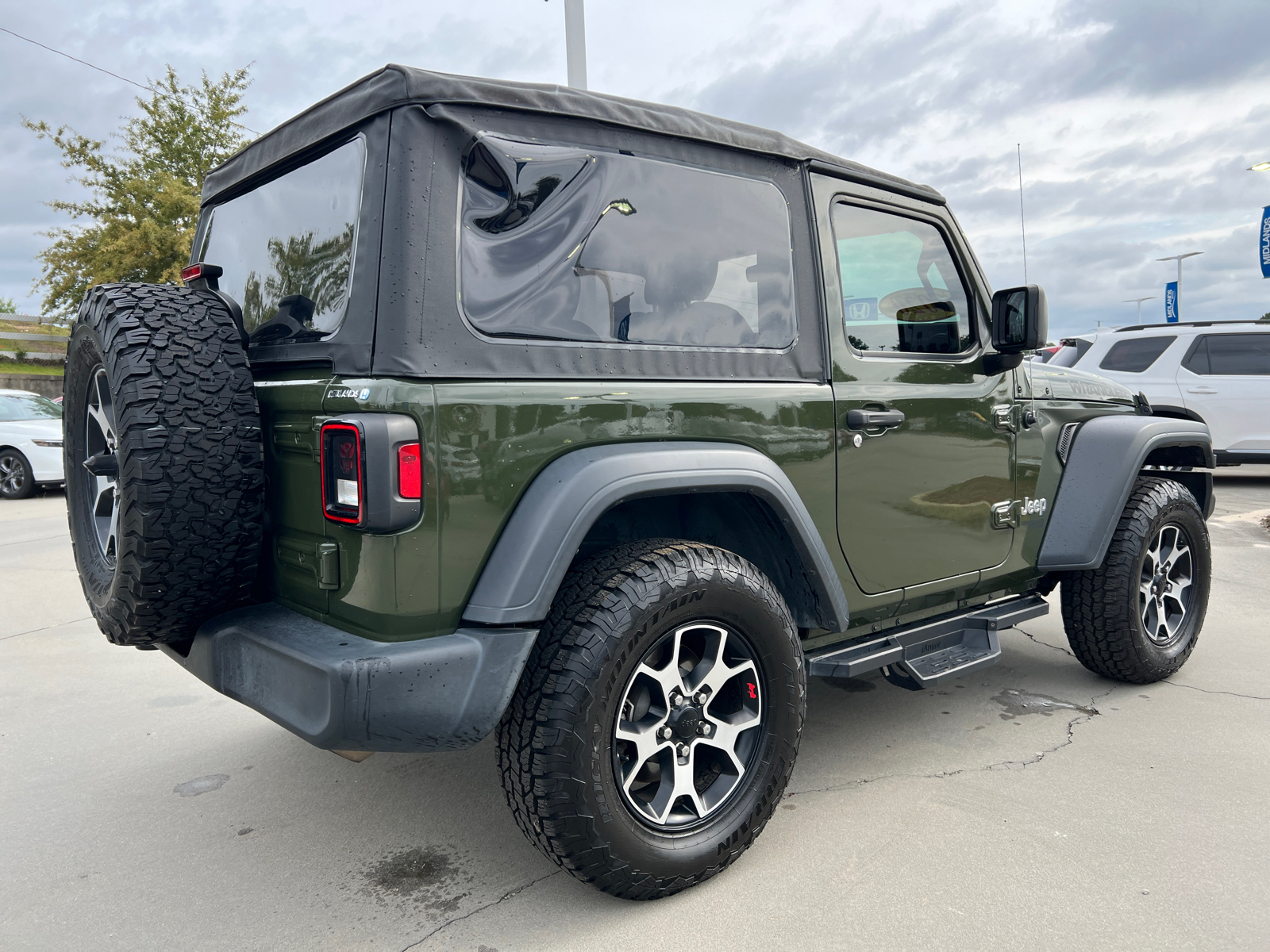 2020 Jeep Wrangler Sport 8