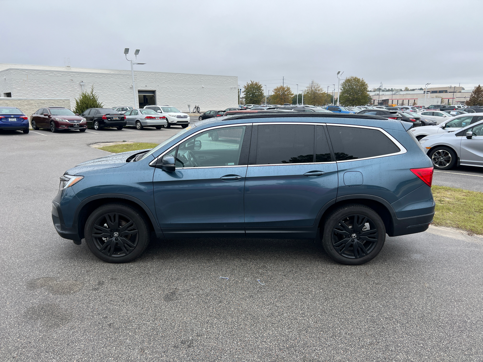 2021 Honda Pilot Special Edition 4