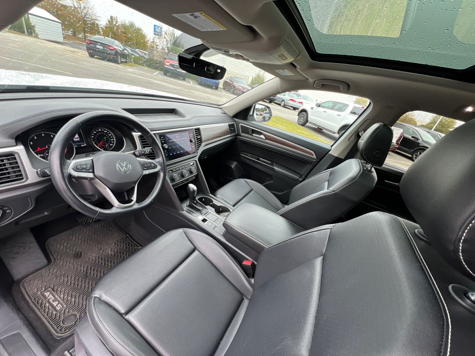 2021 Volkswagen Atlas 3.6L V6 SE w/Technology 13