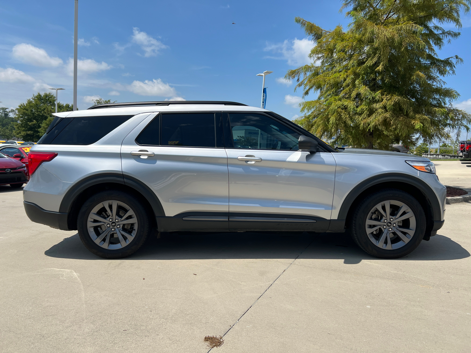 2021 Ford Explorer XLT 9