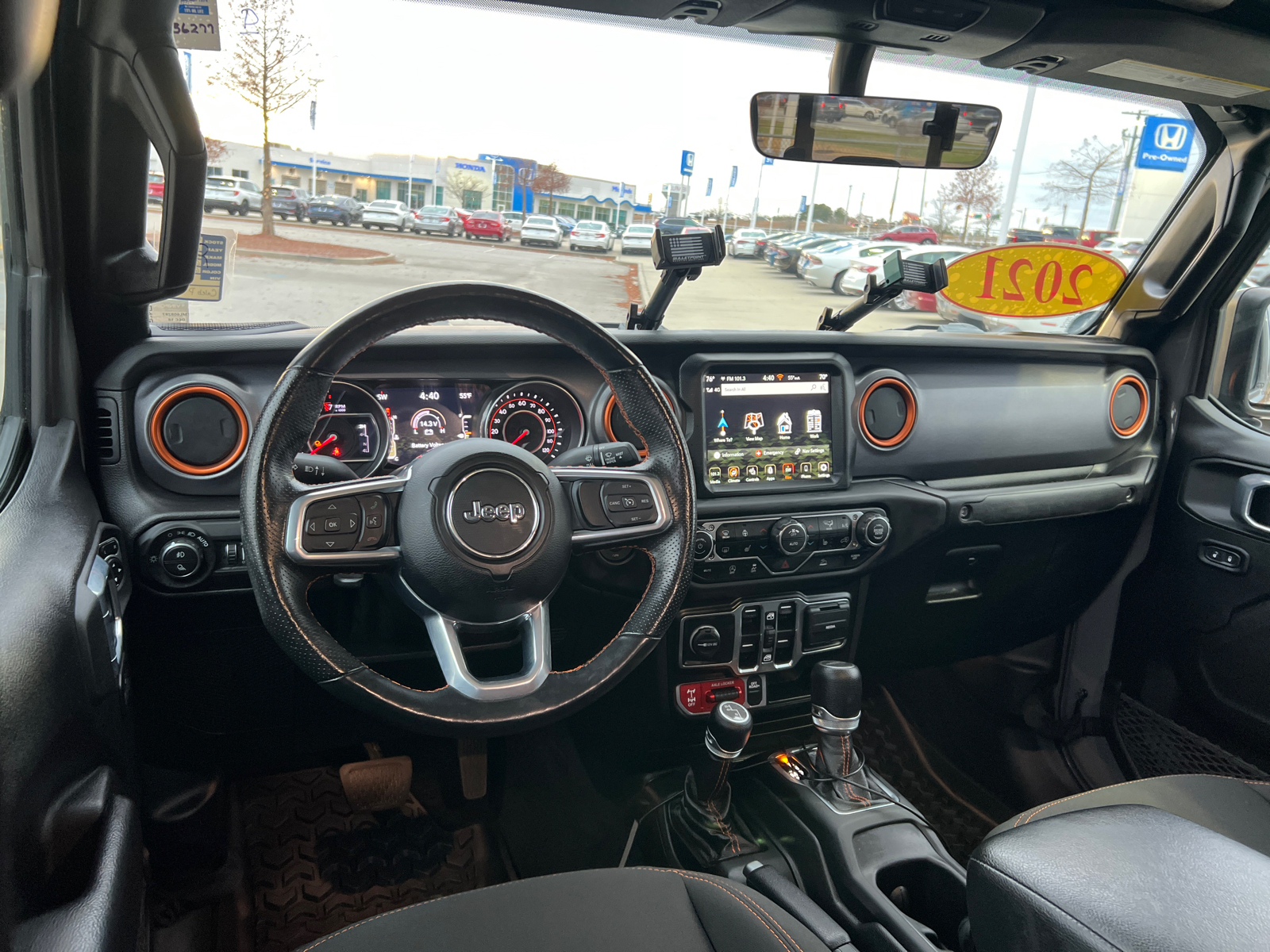 2021 Jeep Gladiator Mojave 27