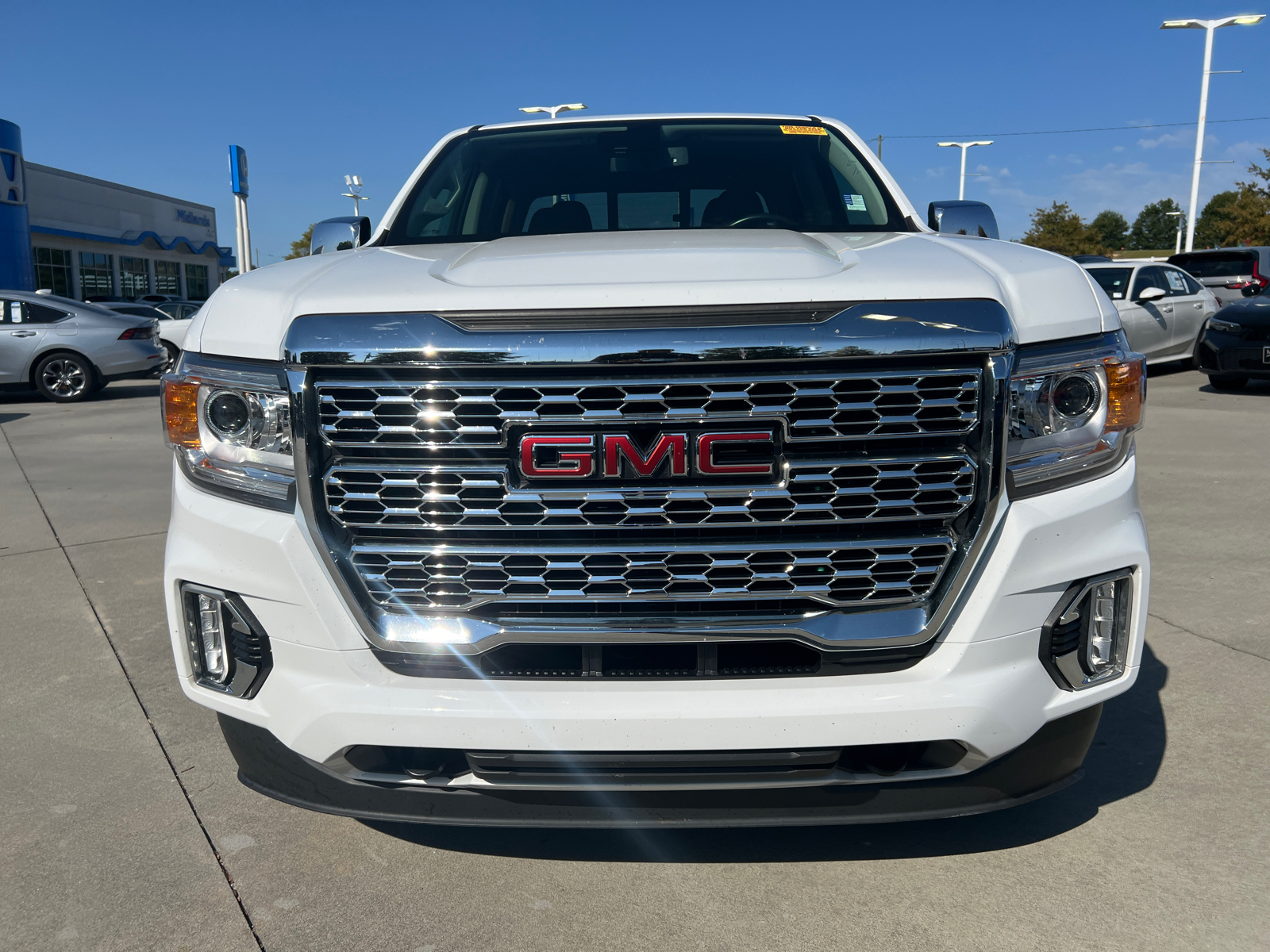 2022 GMC Canyon Denali 2