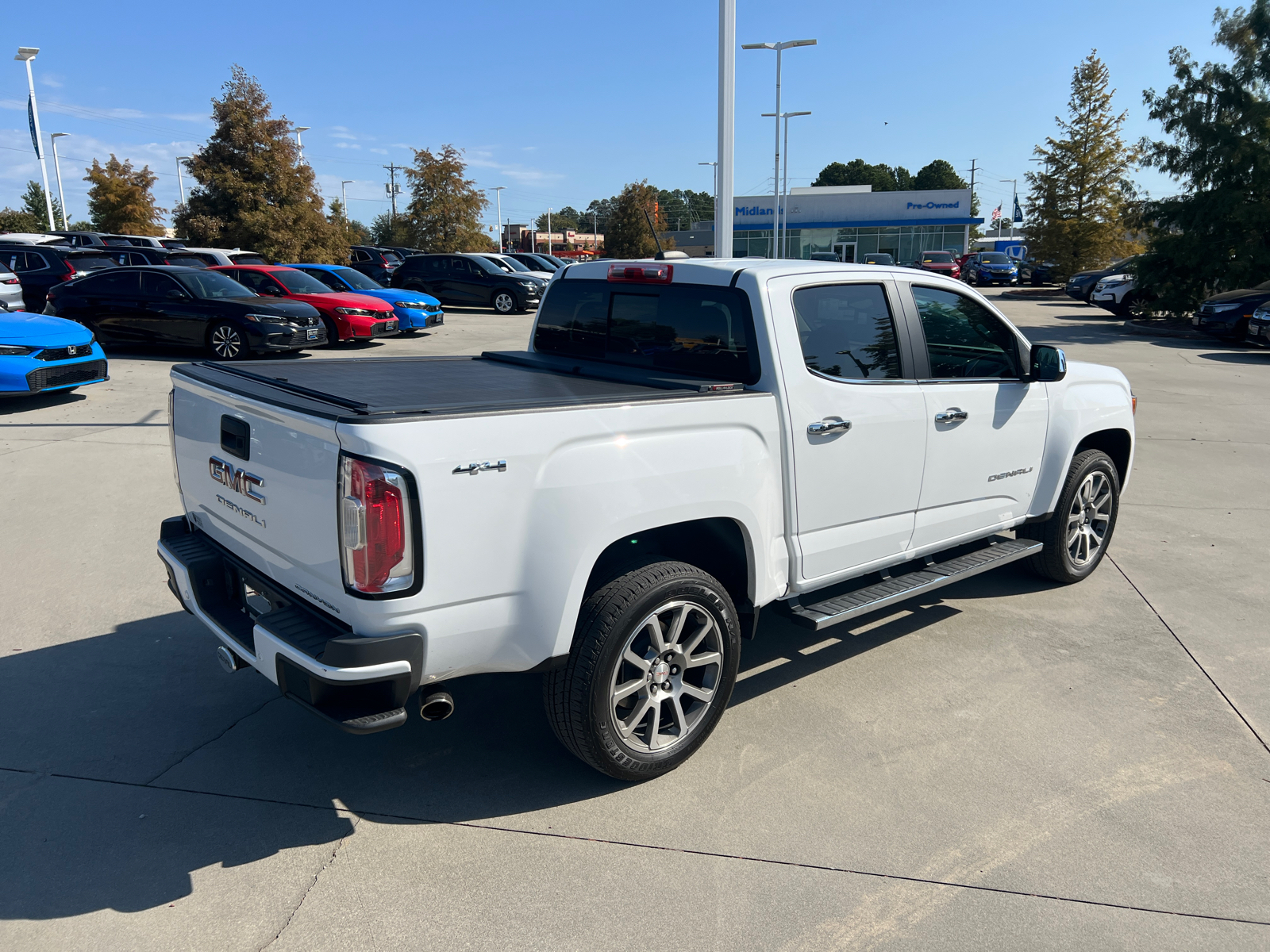 2022 GMC Canyon Denali 9